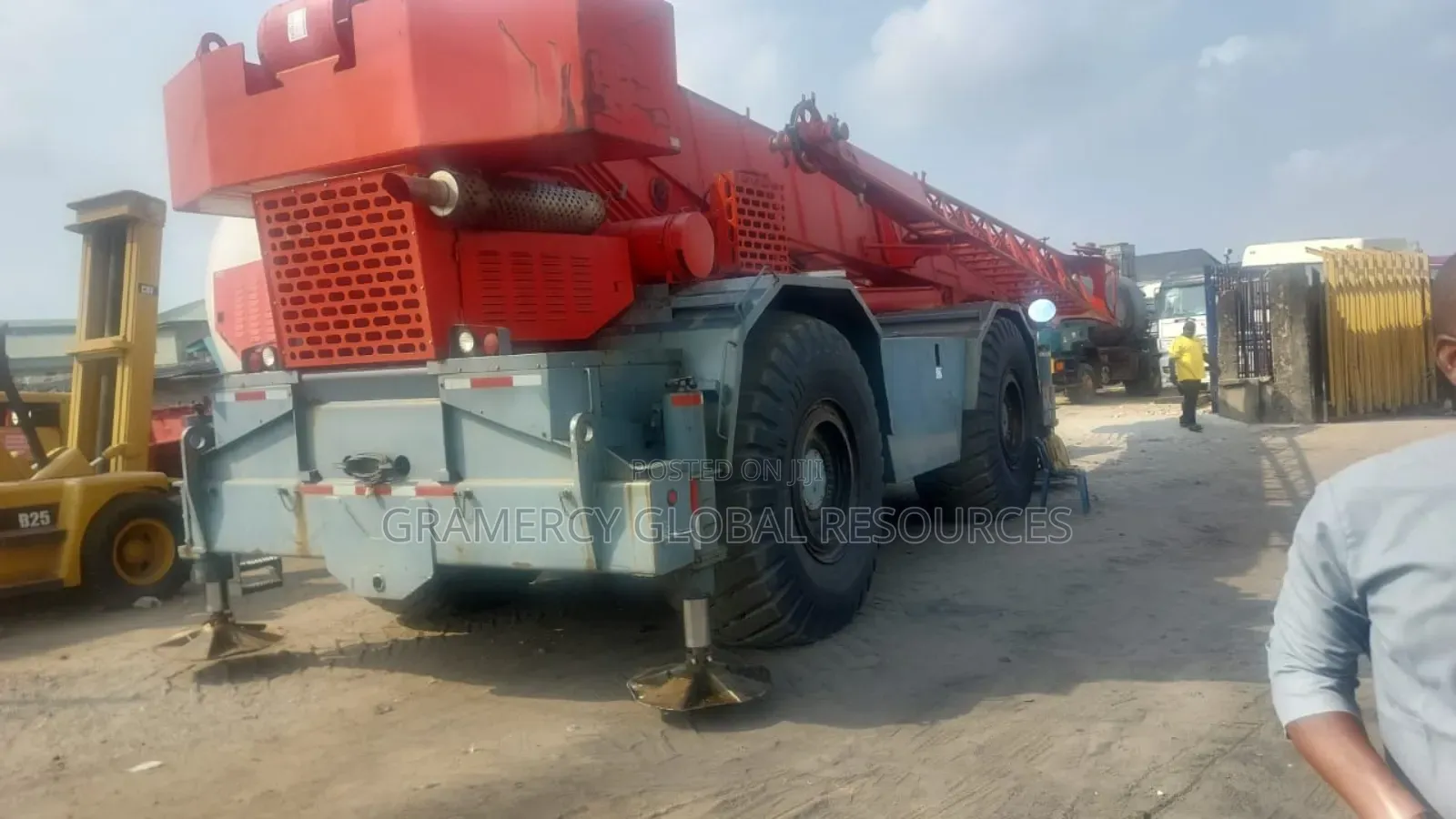 Fairly Used Sea Blue100 Ton 4x4 Grove Mobile Crane for Sale