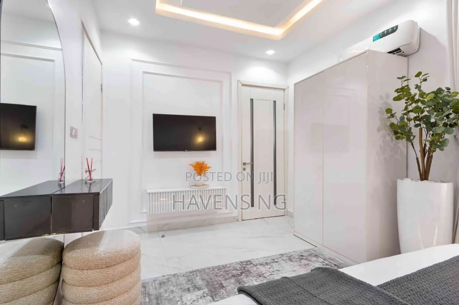 Luxury 2-bedroom Rooftop Apartment