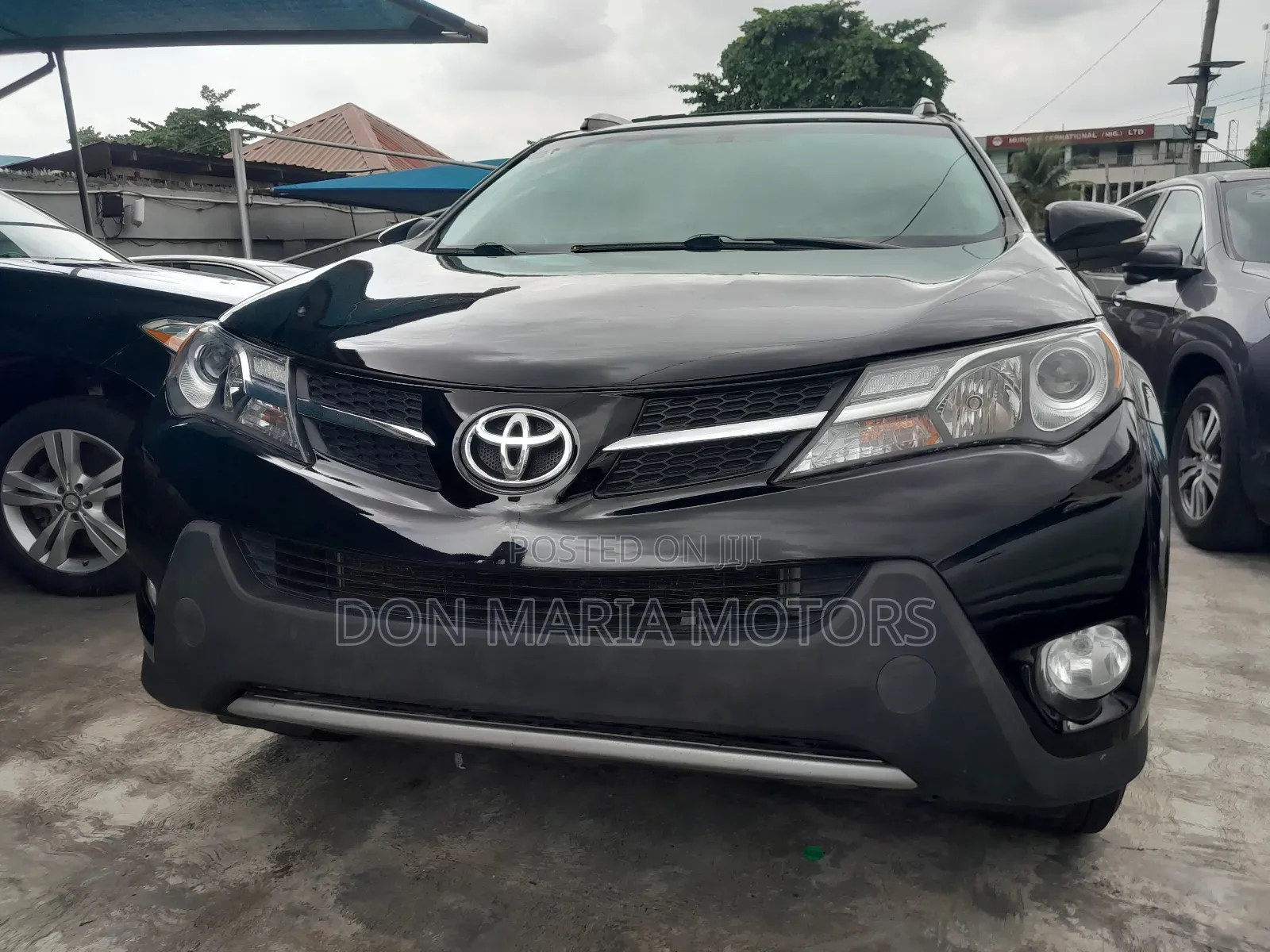 Toyota RAV4 XLE AWD (2.5L 4cyl 6A) 2013 Black