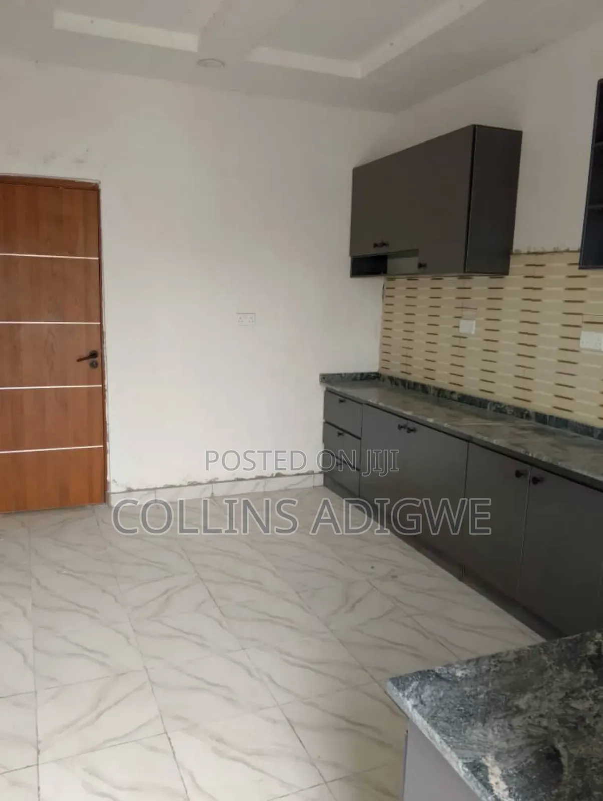 2bdrm Apartment in Gated Estate Ogombo for rent