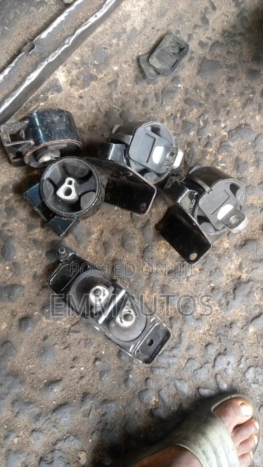 Engine and Gear Mounting Vw Routan