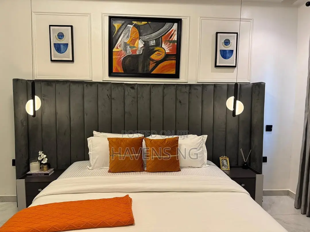 Smart Luxury 2 Bedroom Apartment With Swimming Pool and Ps5