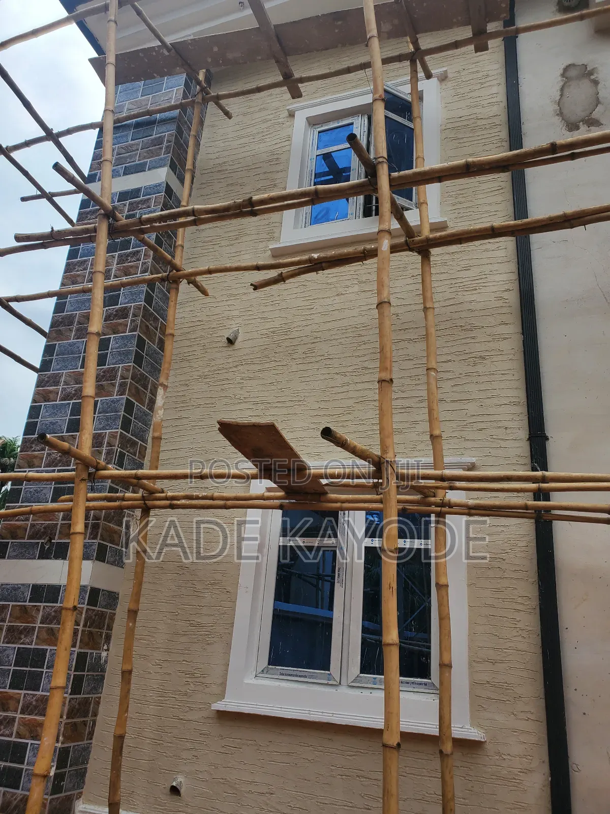 Gravitex Superb Paint
