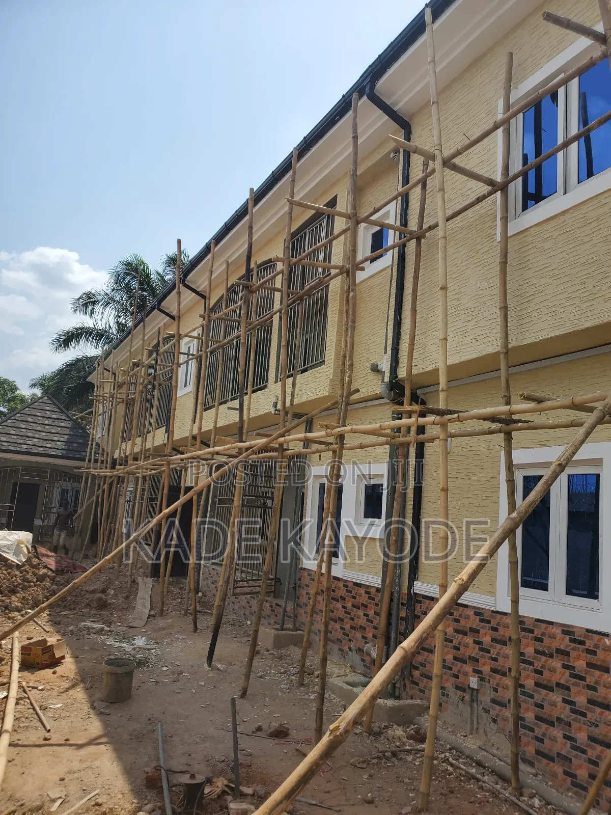 Gravitex Superb Paint
