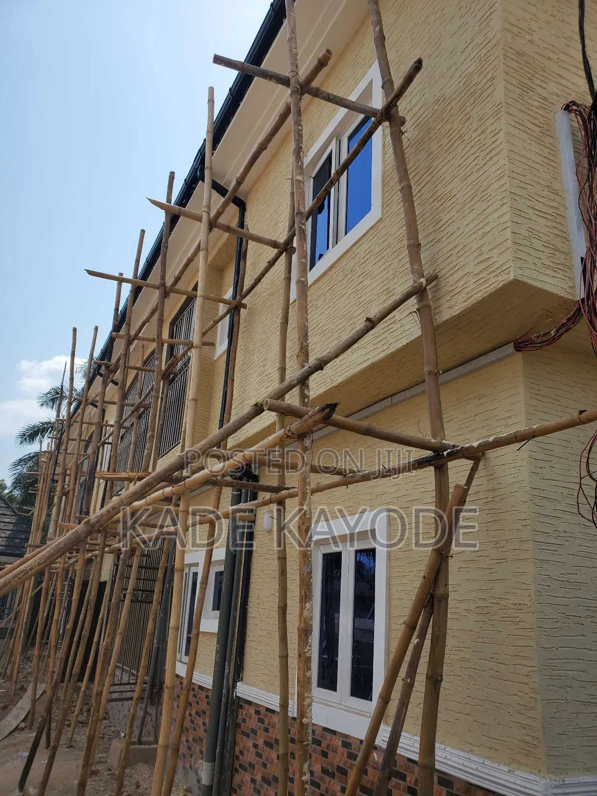 Gravitex Superb Paint