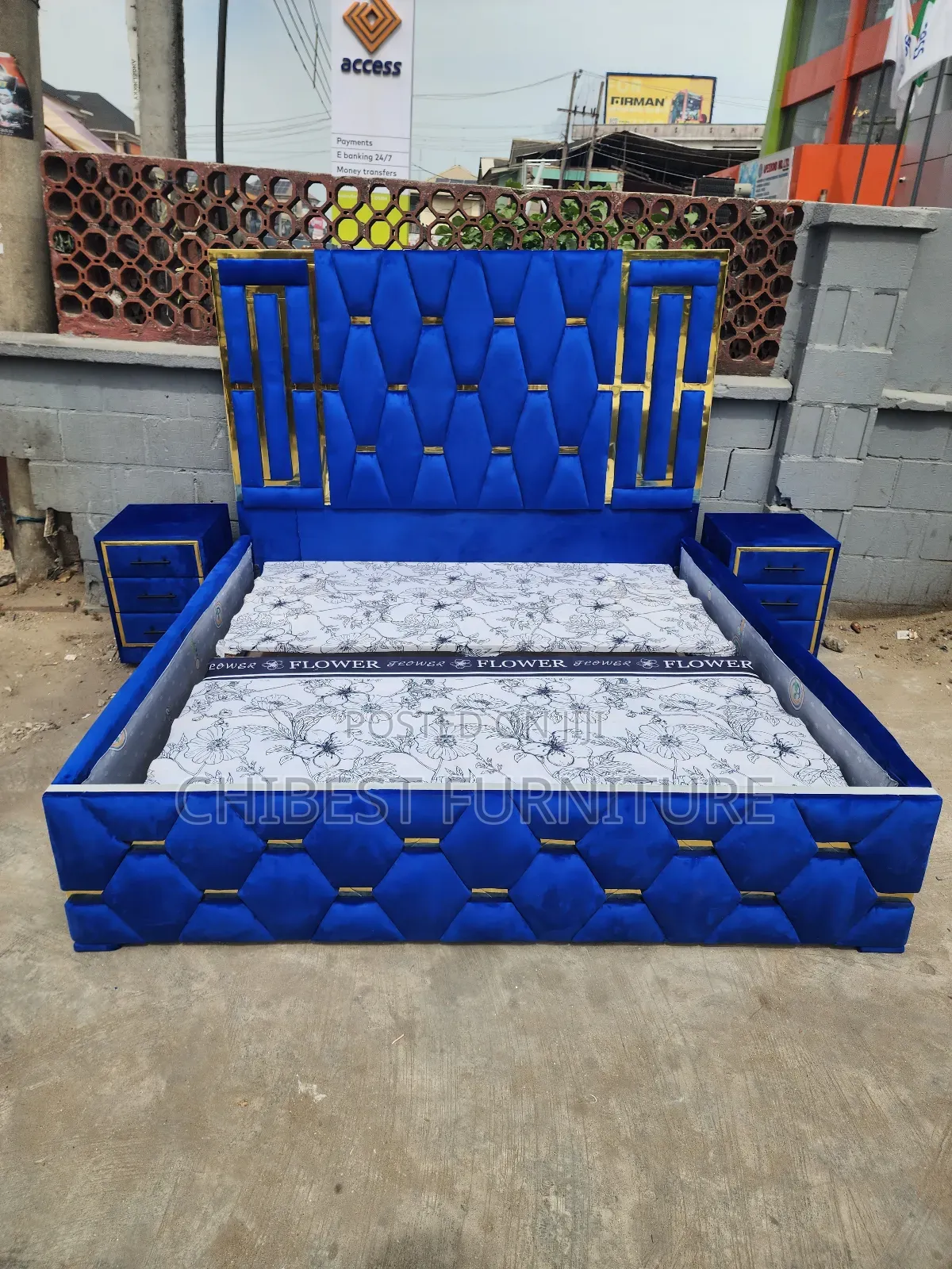 Padded Ulphostery 6by6 Bed Stand/Frame.