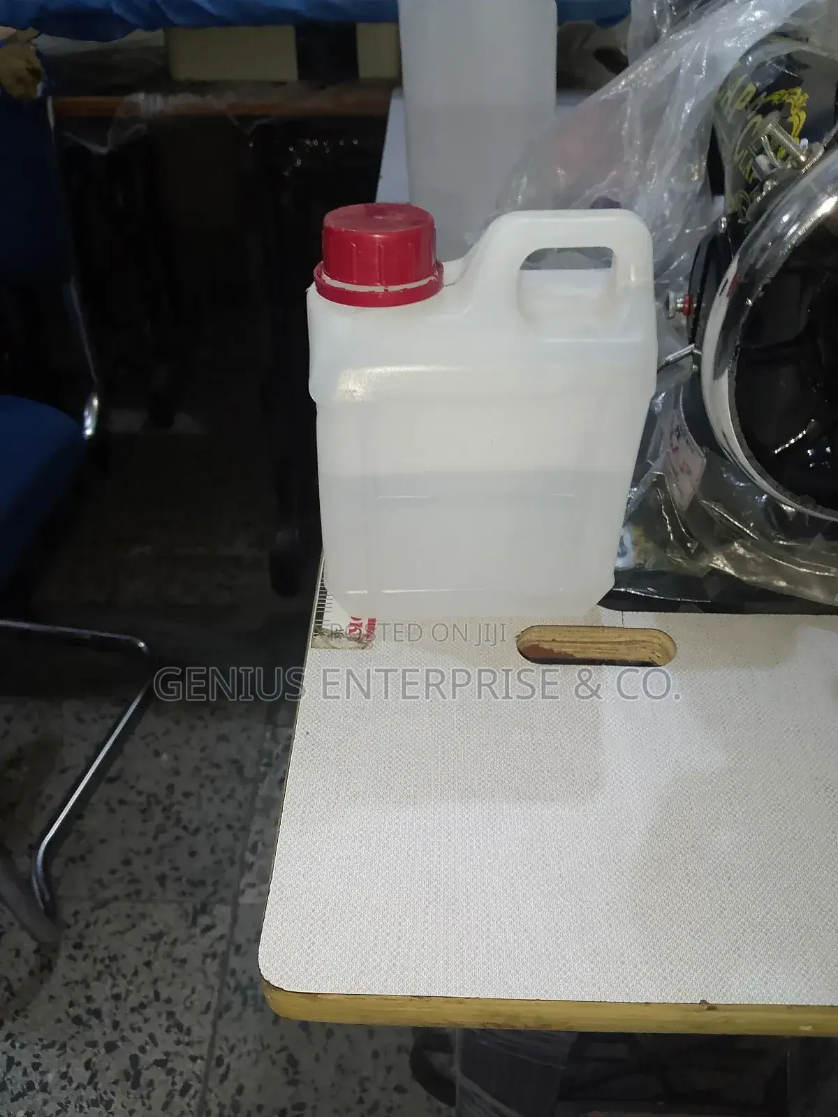 Sewing Machine Lubricant (Oil) in (1l,2l,6l).