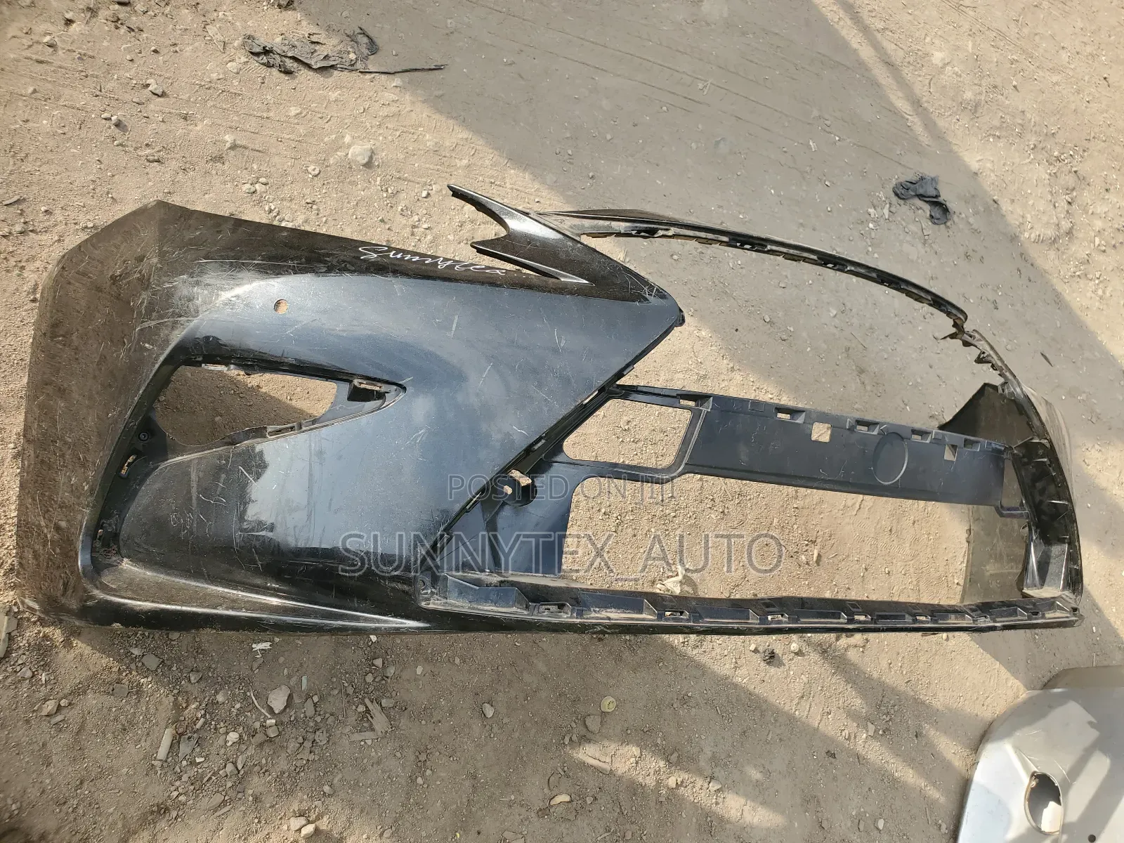 Front Bumper Es350 2018