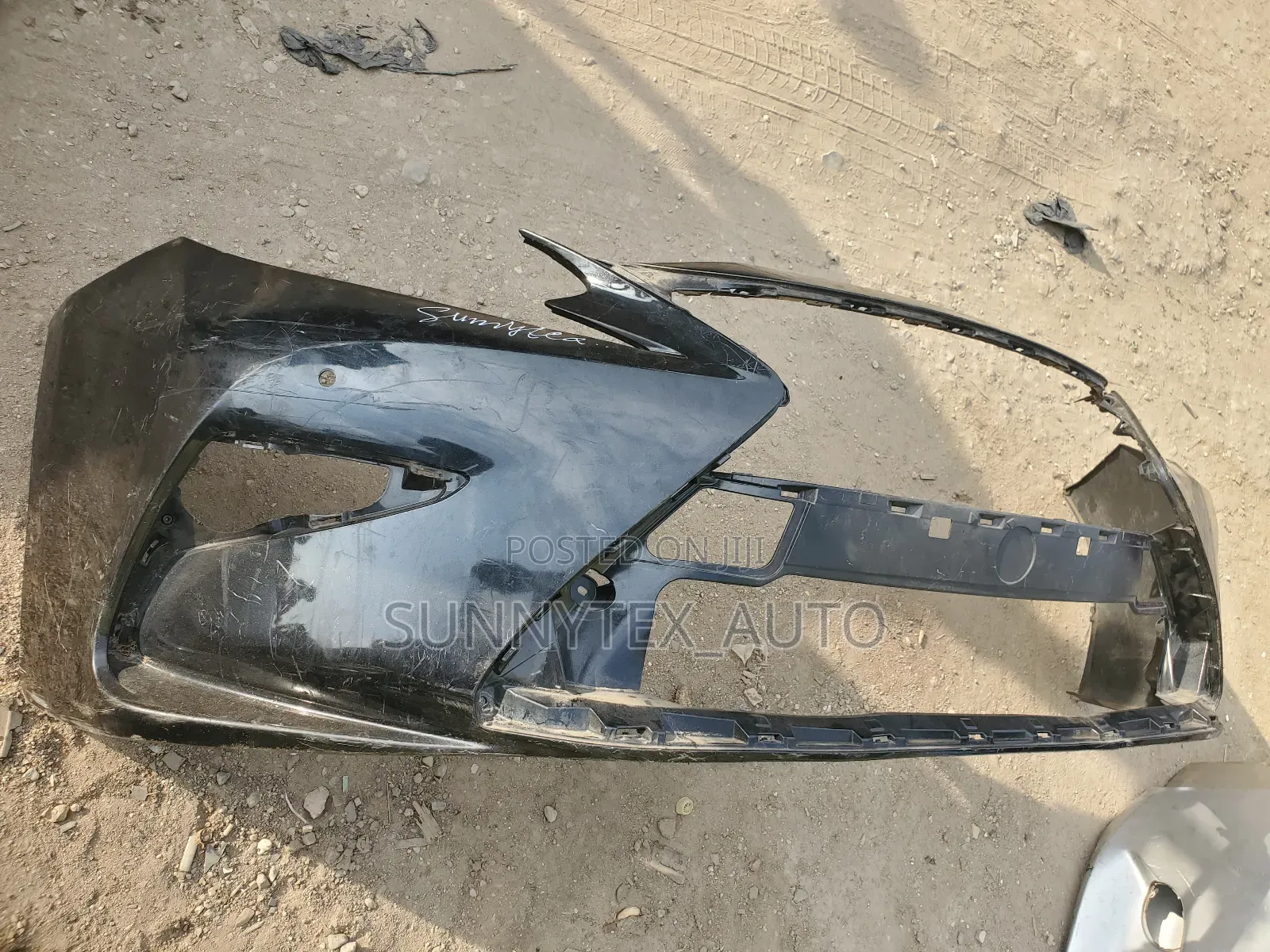 Front Bumper Es350 2018