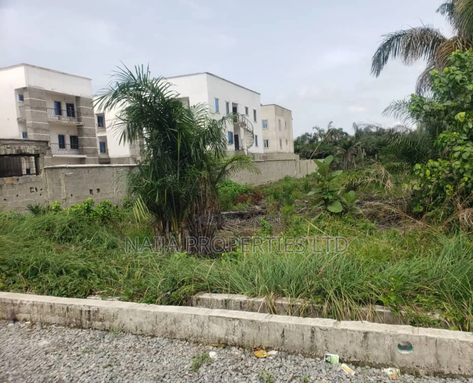 A Corner Piece Land of 2200sqm Almost 4plots at Ajayi Apata,