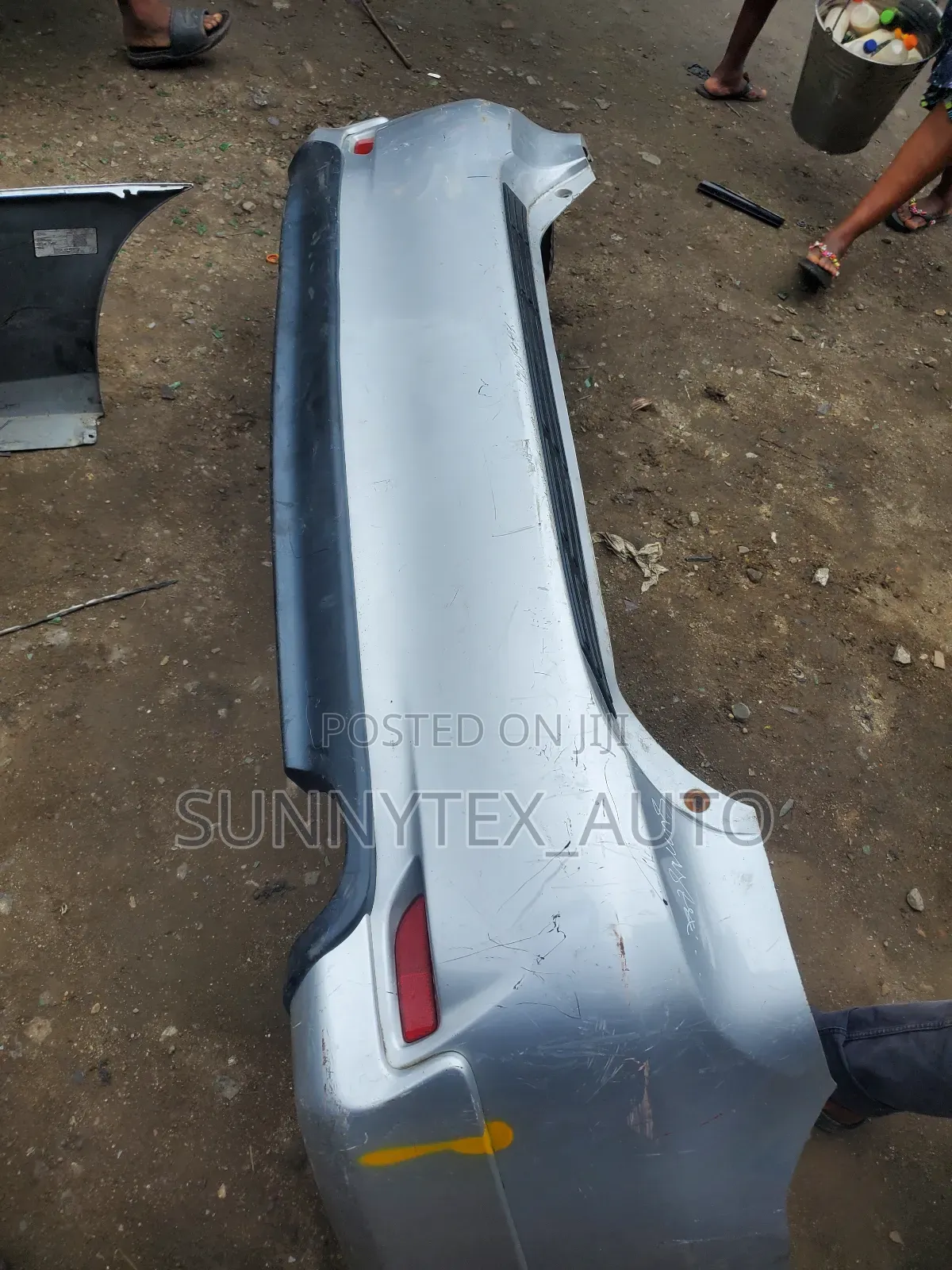 Back Bumper Corolla 2011-2012 Se