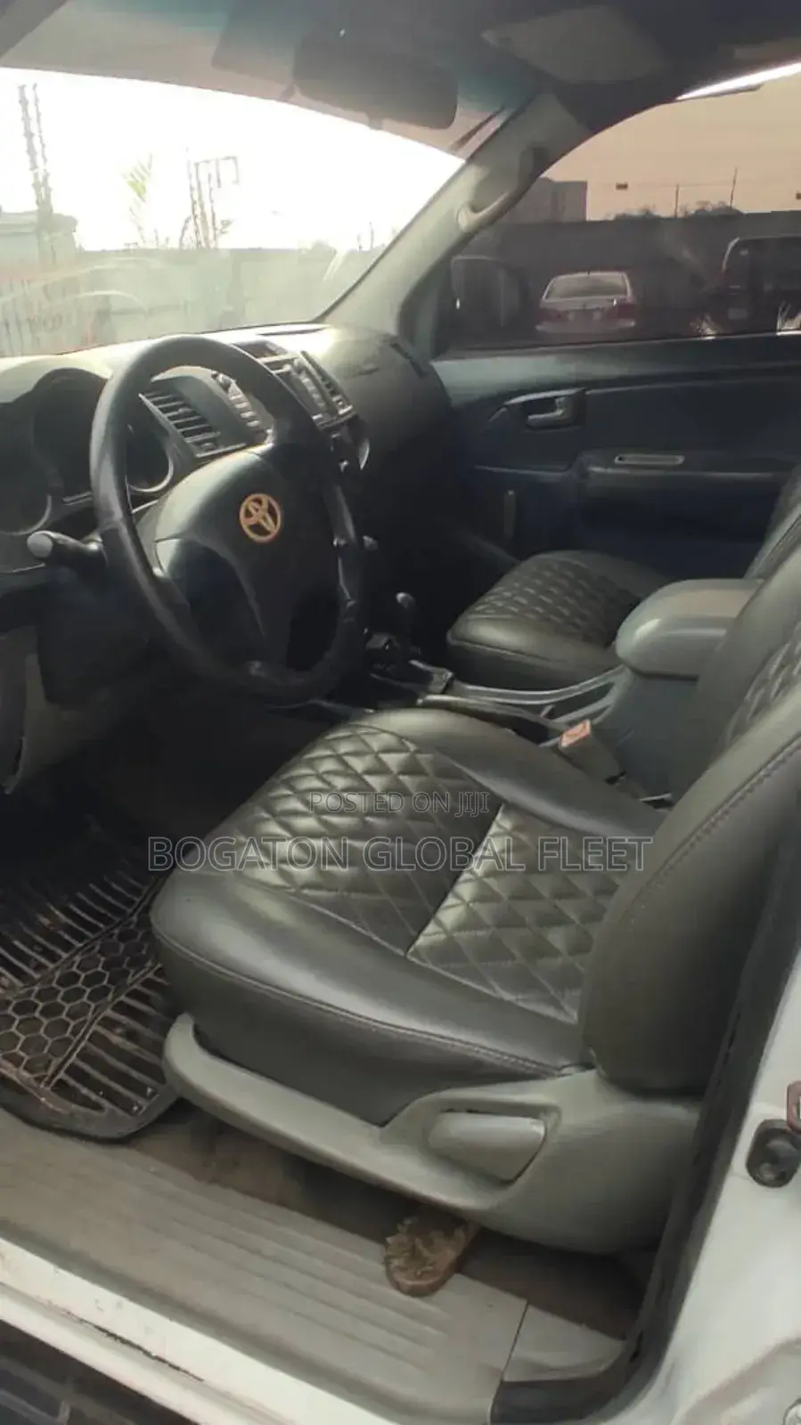 2015 Hilux for Rent