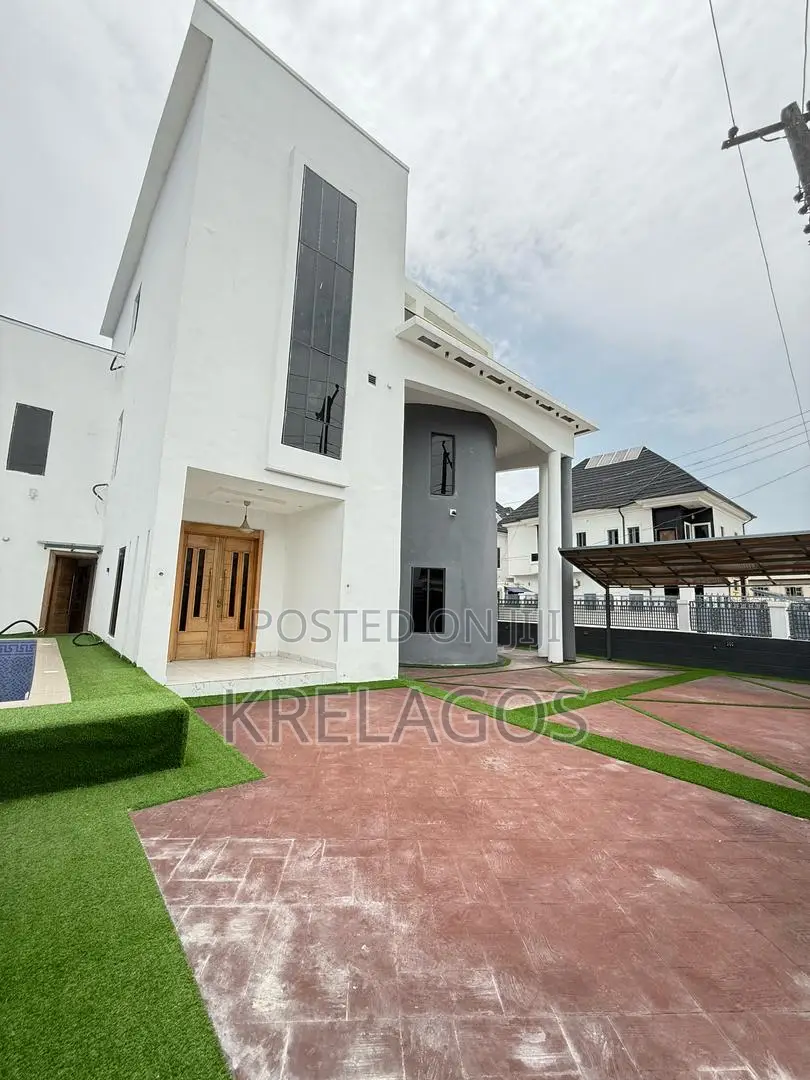 5bdrm Duplex in Ajah, Off Lekki-Epe Expressway for sale