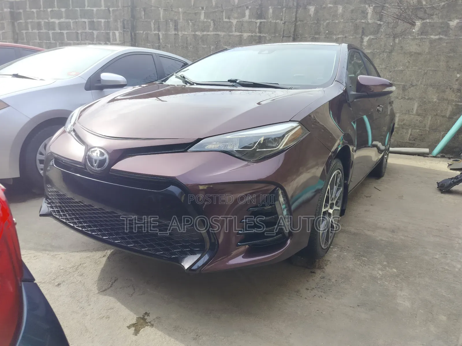 Toyota Corolla SE (1.8L 4cyl 2A) 2018 Burgundy