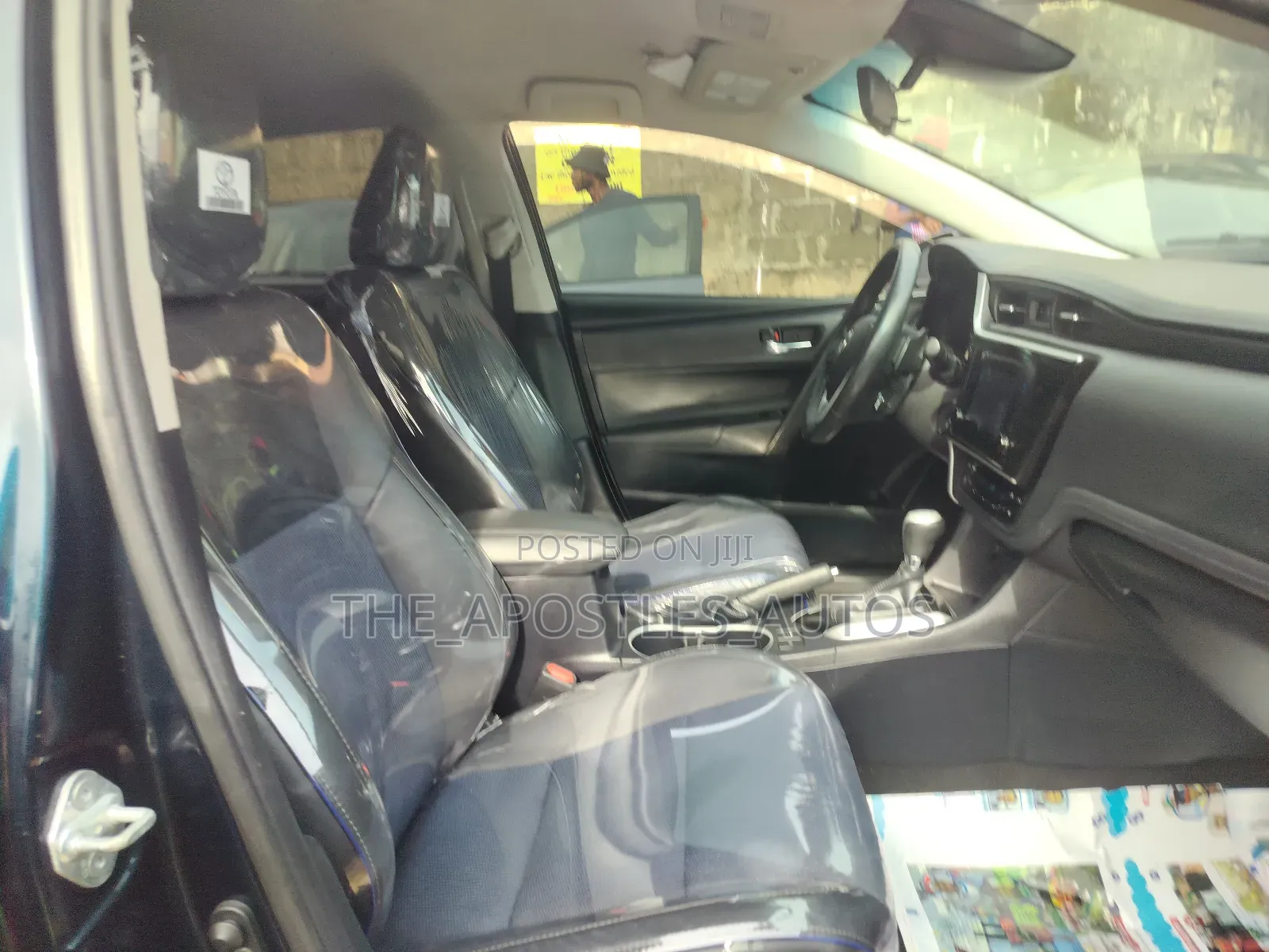 Toyota Corolla SE (1.8L 4cyl 6M) 2019 Blue