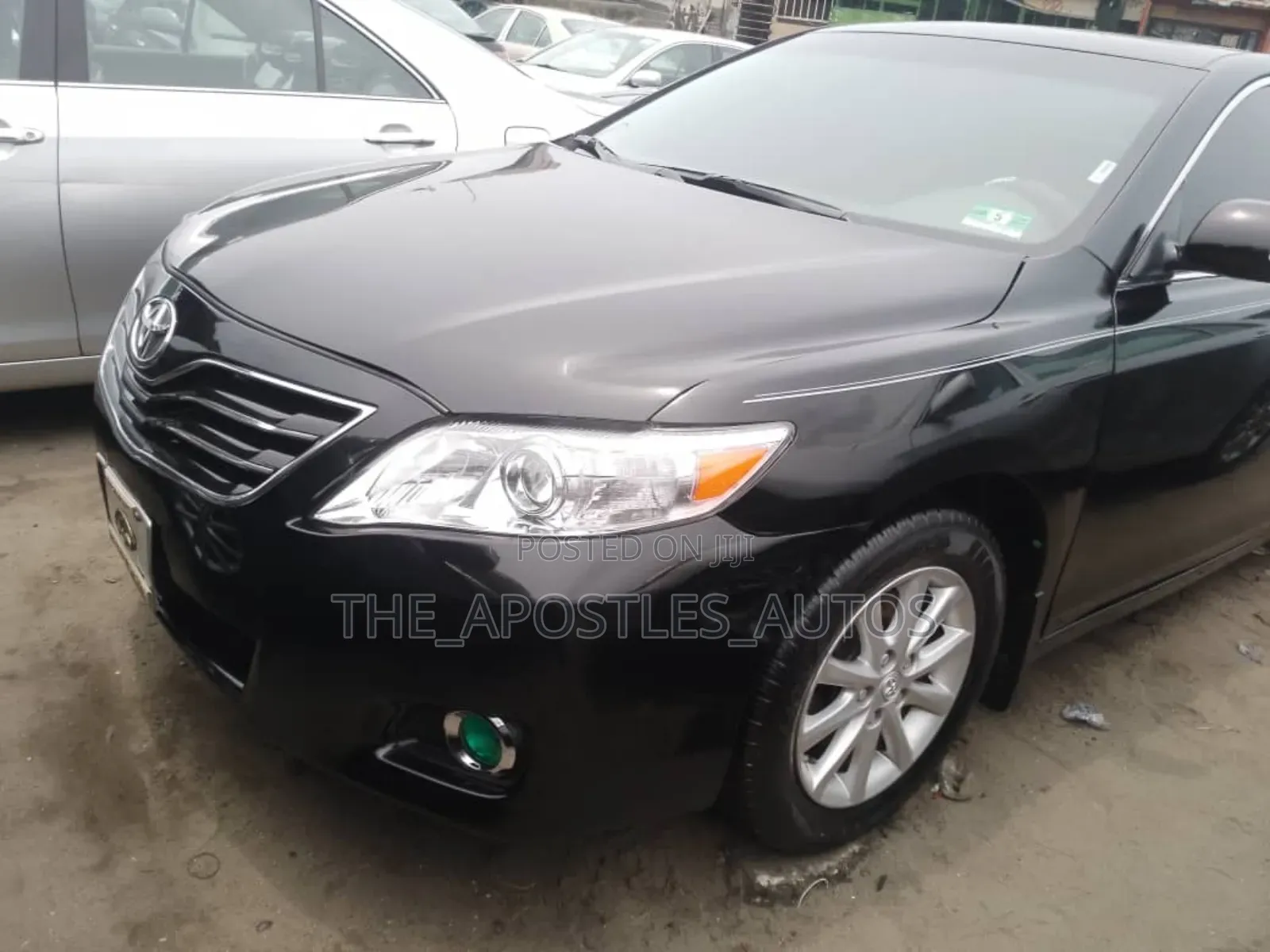 Toyota Camry XLE V6 4dr Sedan (3.5L 6cyl 6A) 2011 Black