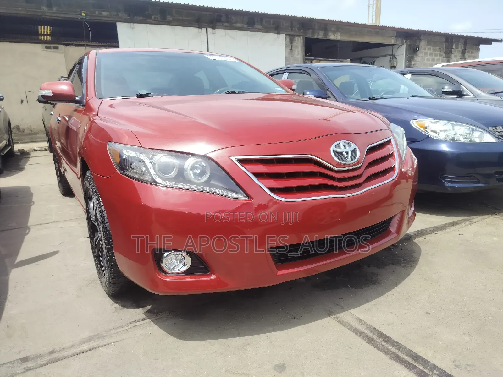 Toyota Camry LE 4dr Sedan (2.5L 4cyl 6A) 2011 Red
