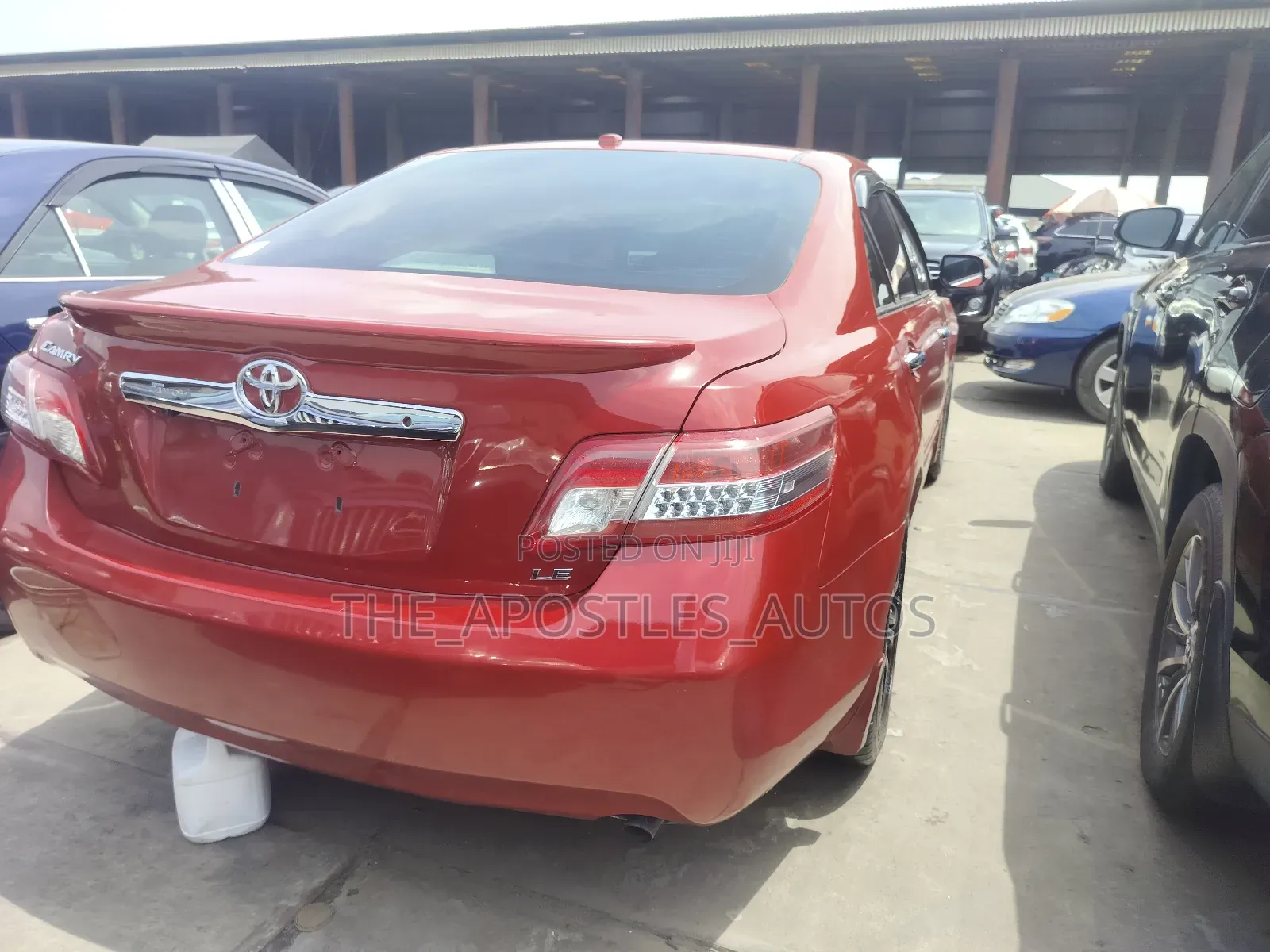 Toyota Camry Base 4dr Sedan (2.5L 4cyl 6M) 2011 Red