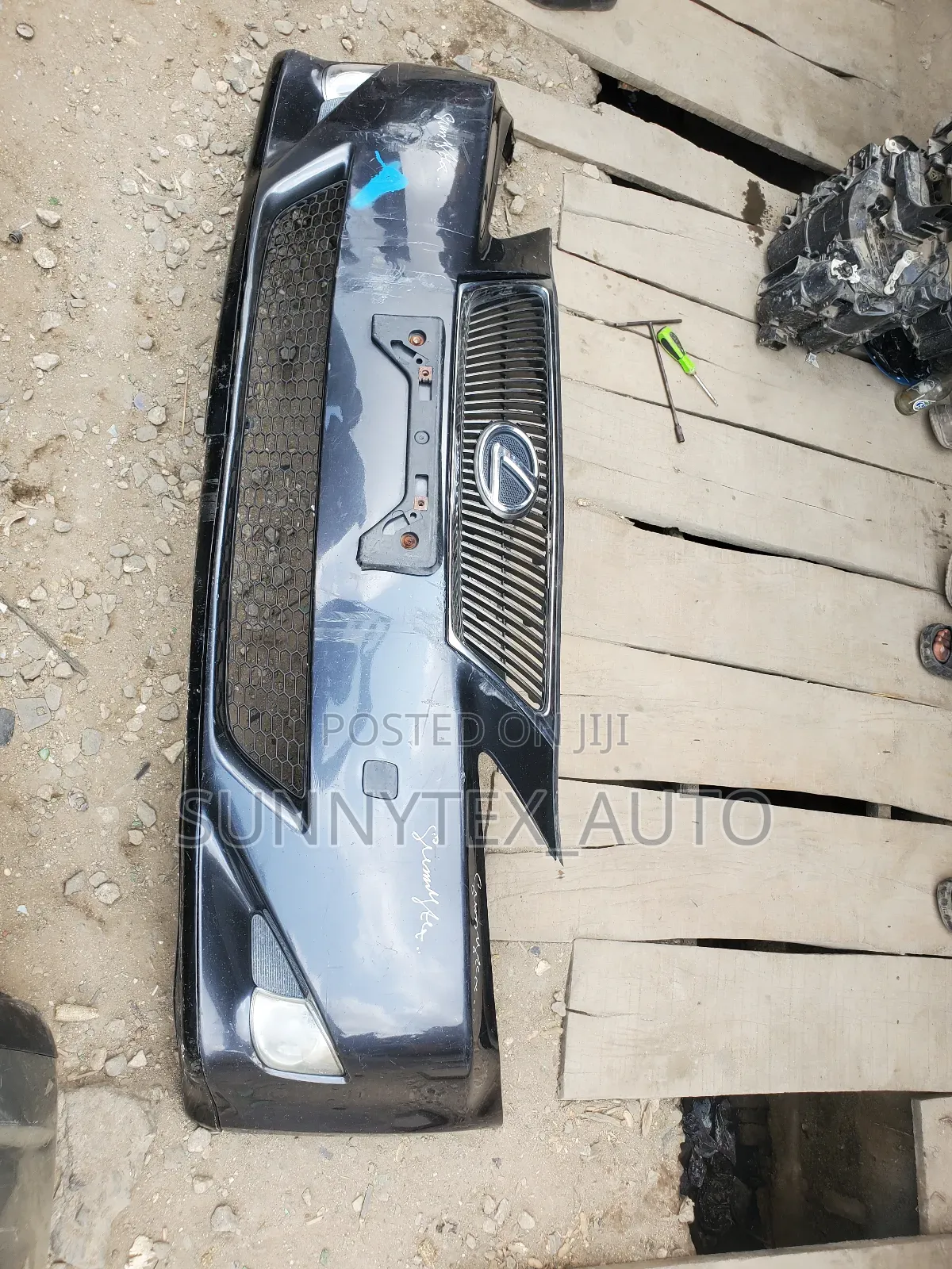 Complete Front Bumper Is250 2007-2008