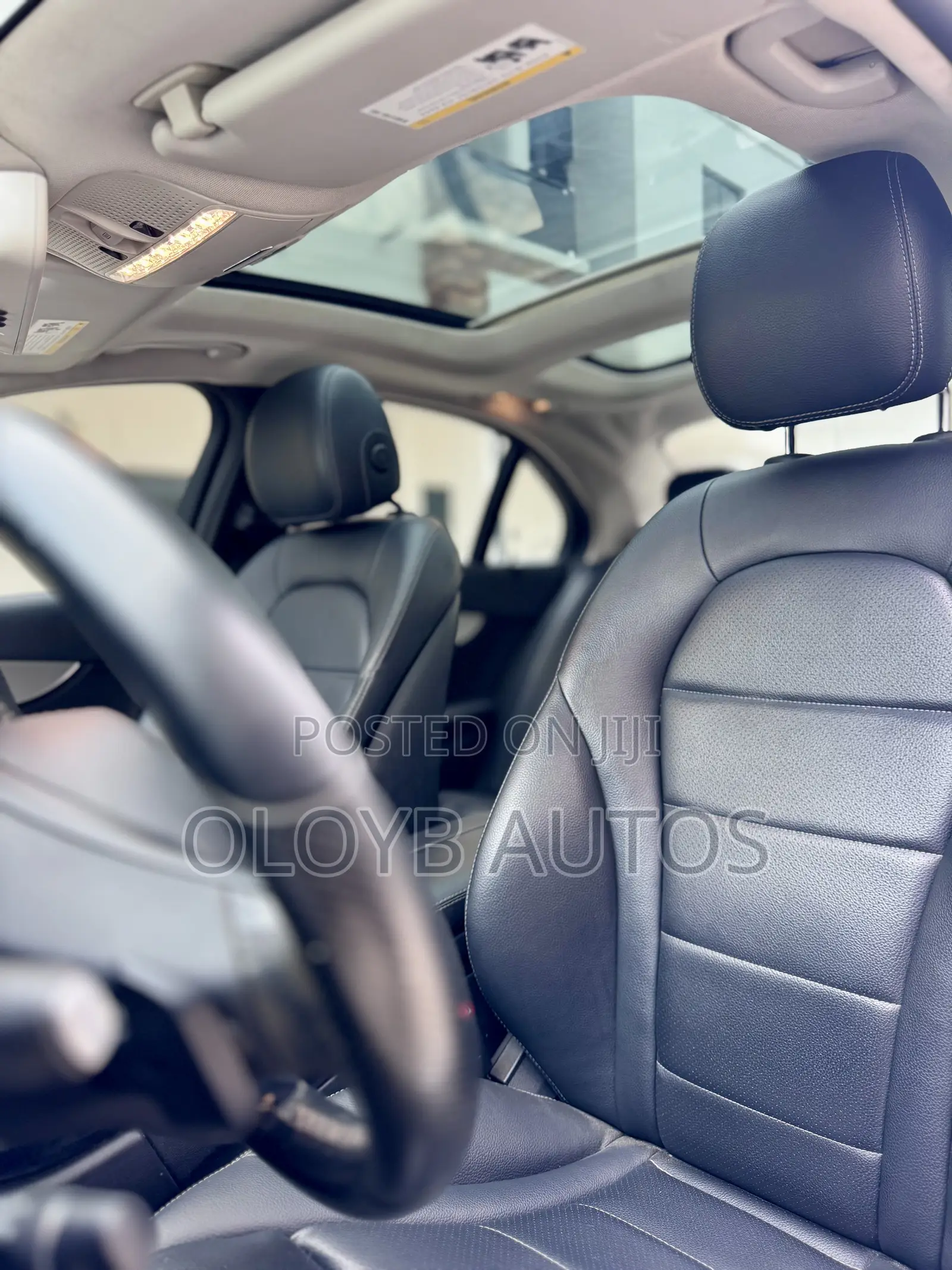 Mercedes-Benz C300 Base AWD 4Matic Sedan (2.0L 4cyl 7A) 2015 White