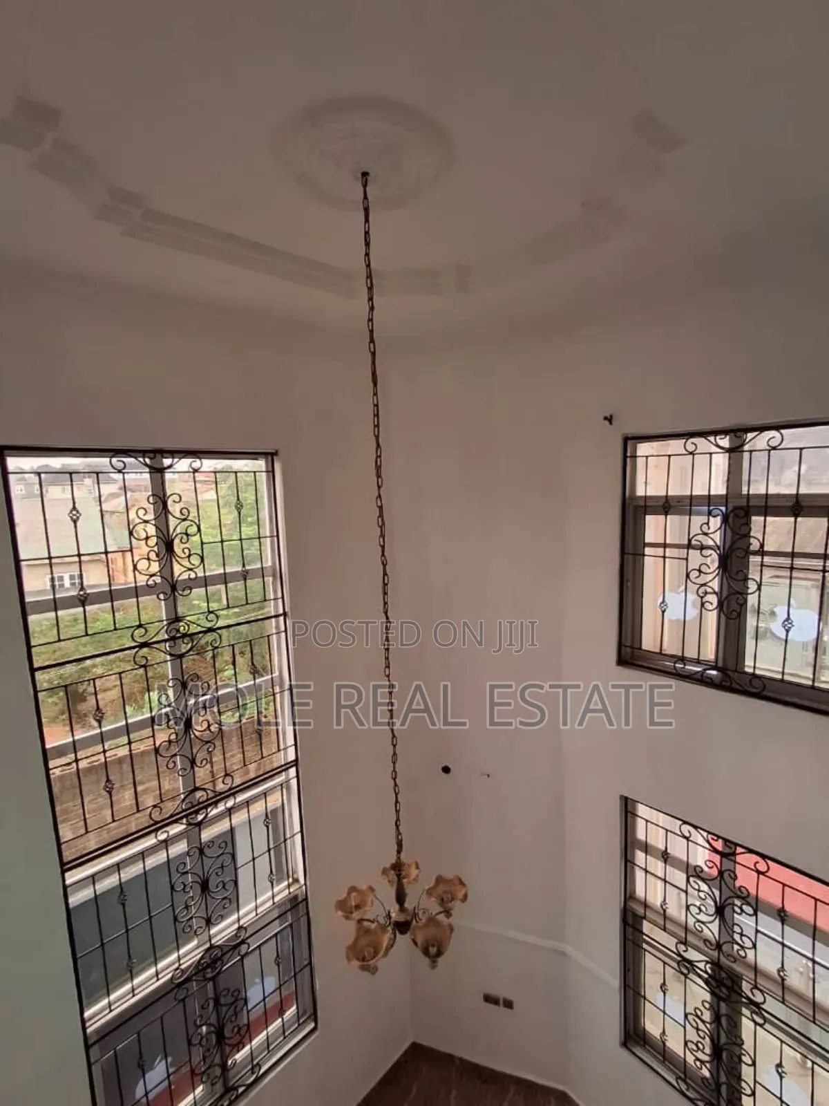 2bdrm Apartment in Baruwa for sale
