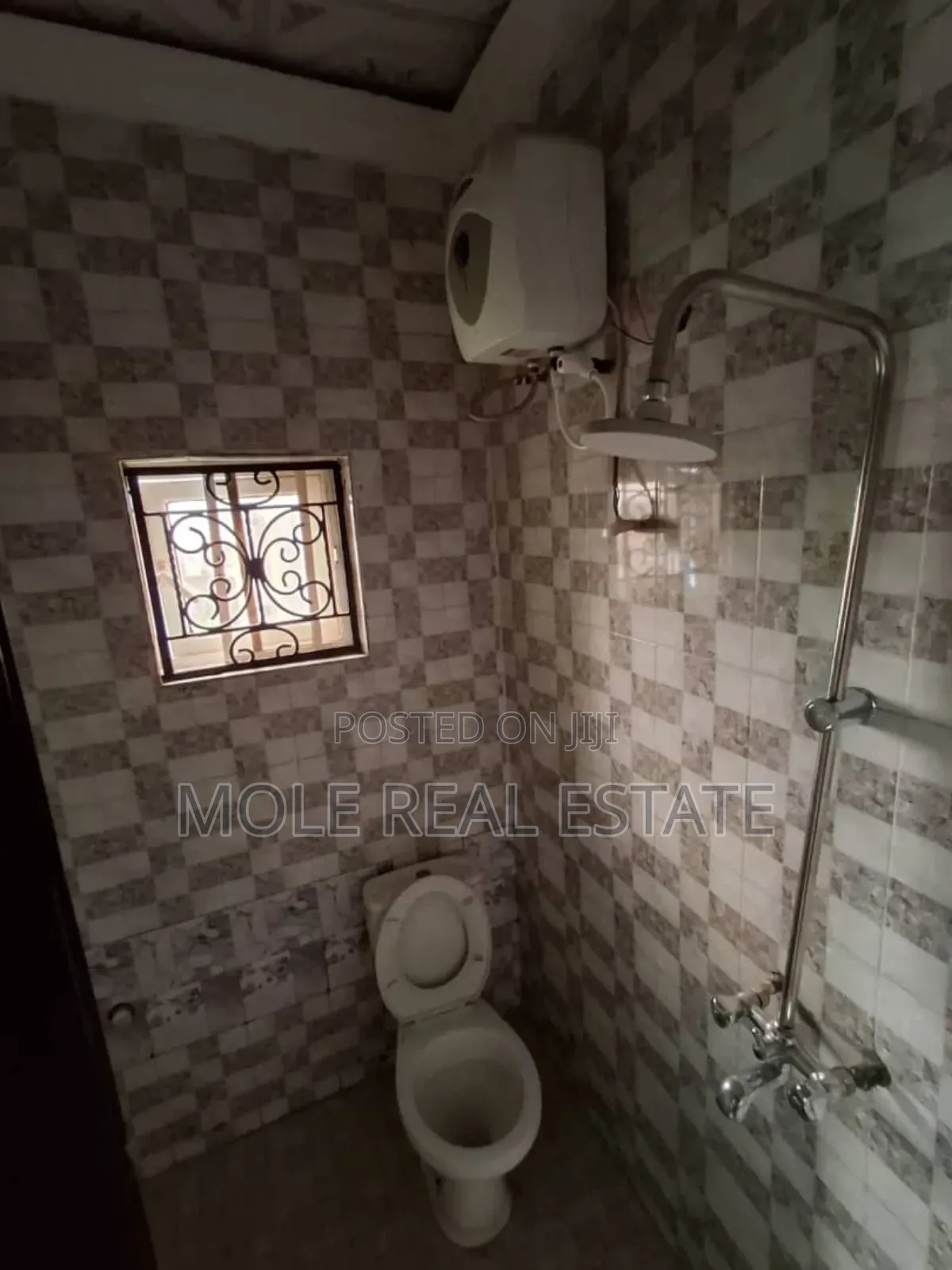 2bdrm Apartment in Baruwa for sale