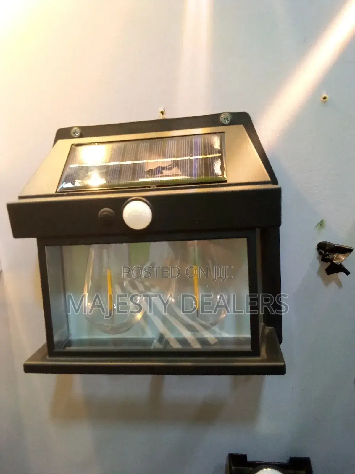 Led Solar Wall for Fence or Fancy Led Light