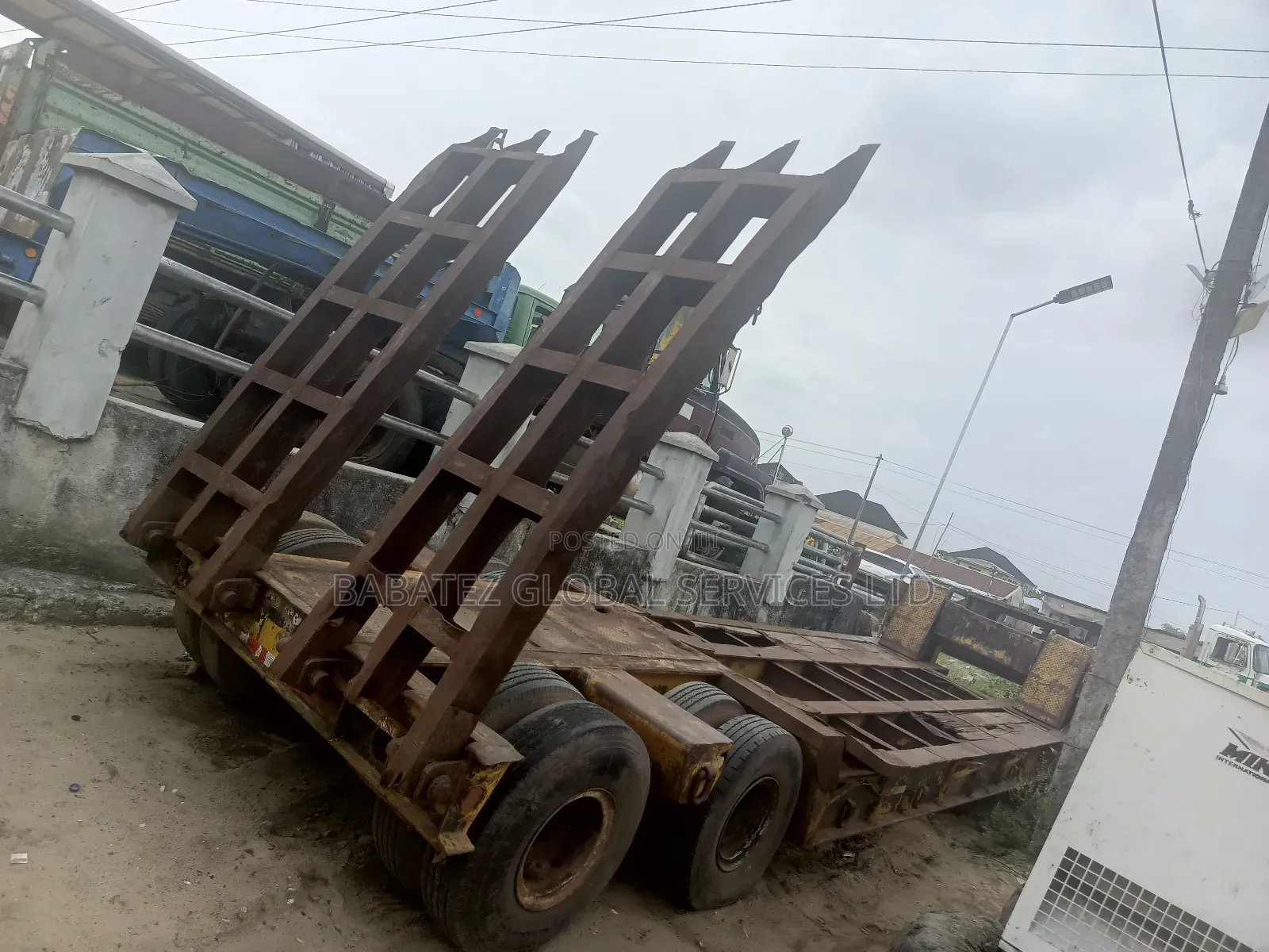 40 Tons Lowbed