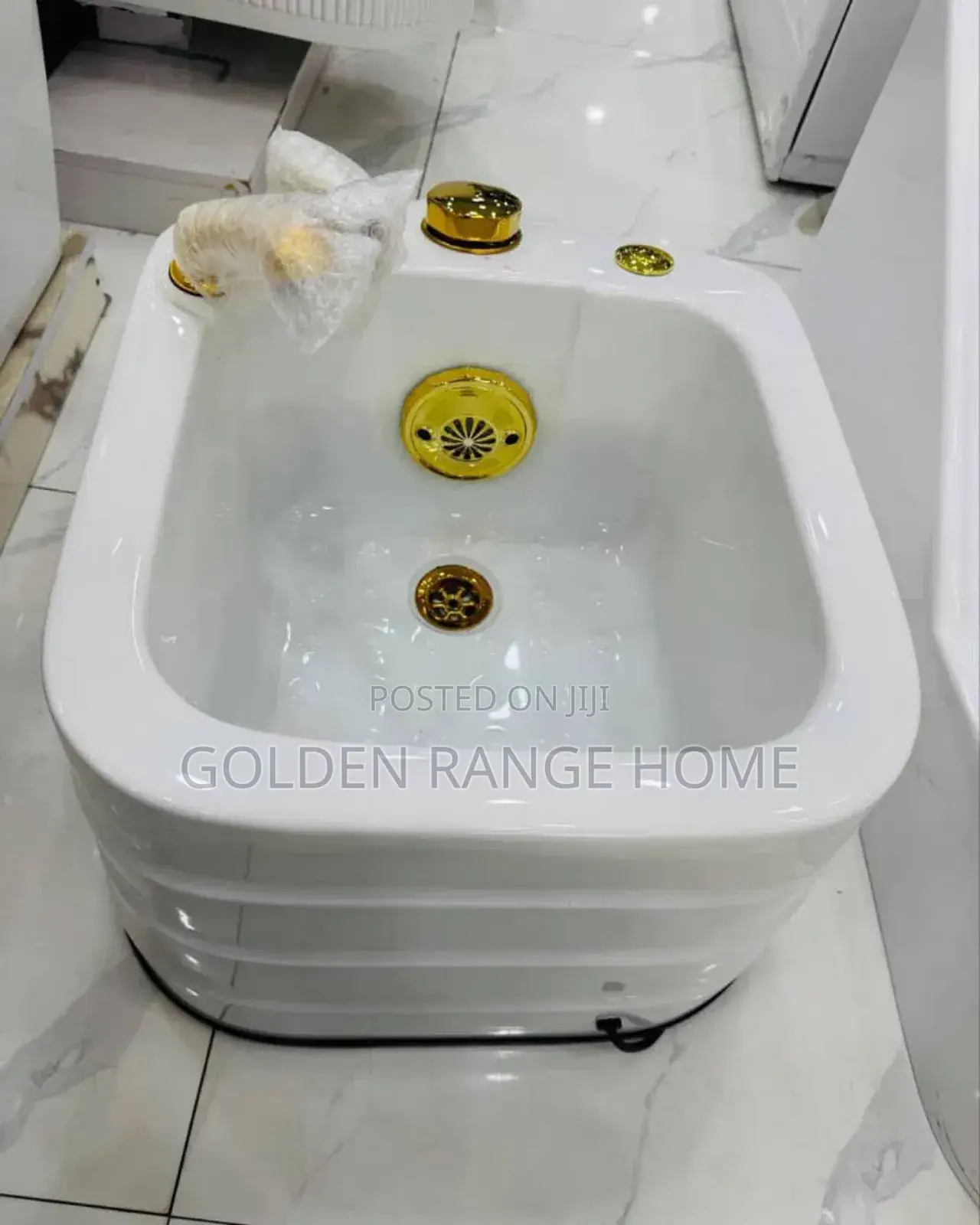 Unique White and Gold Pedicure Bowl