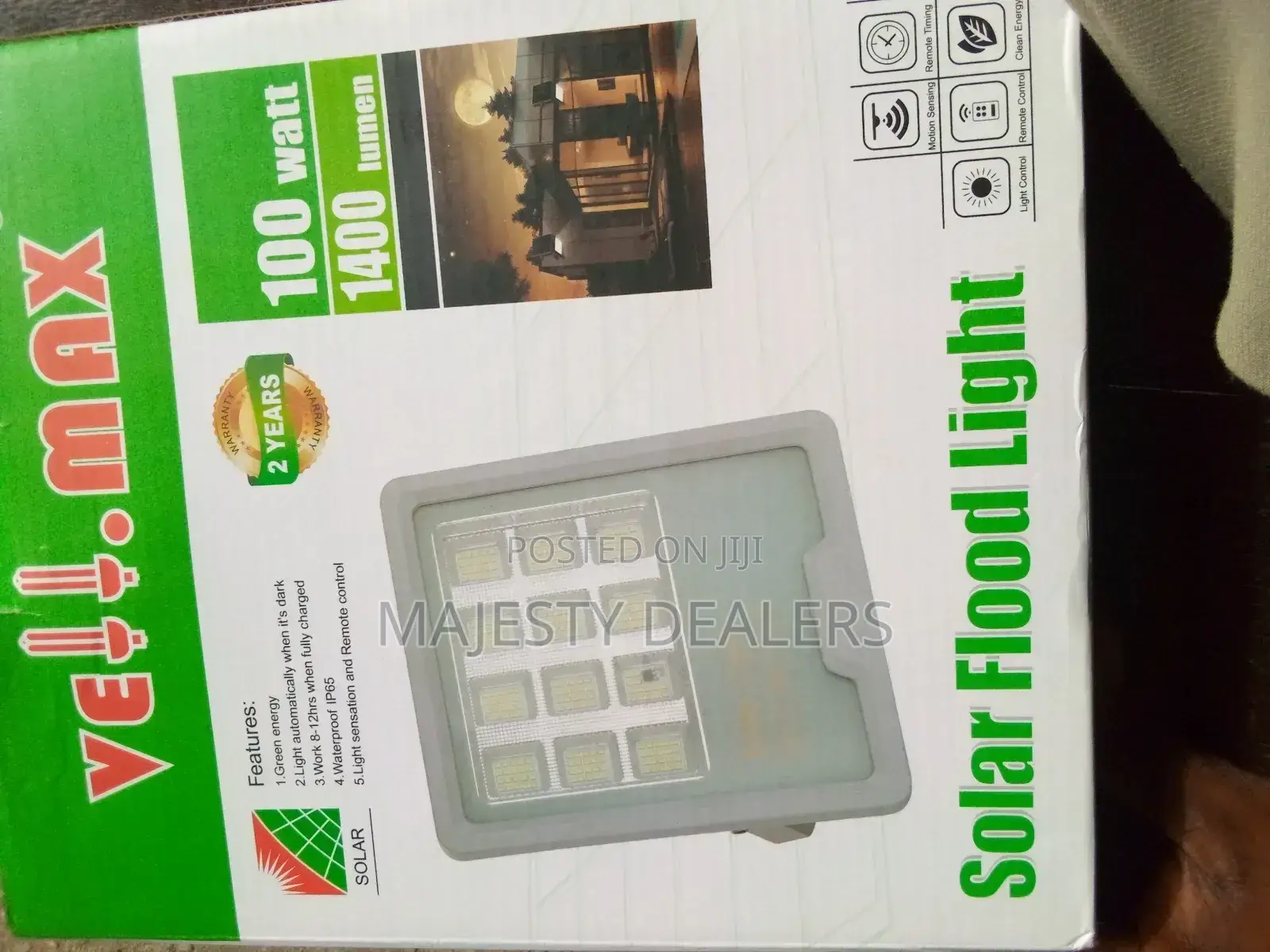 100 W Veiimax Solar Flood Street Solar Floodlight