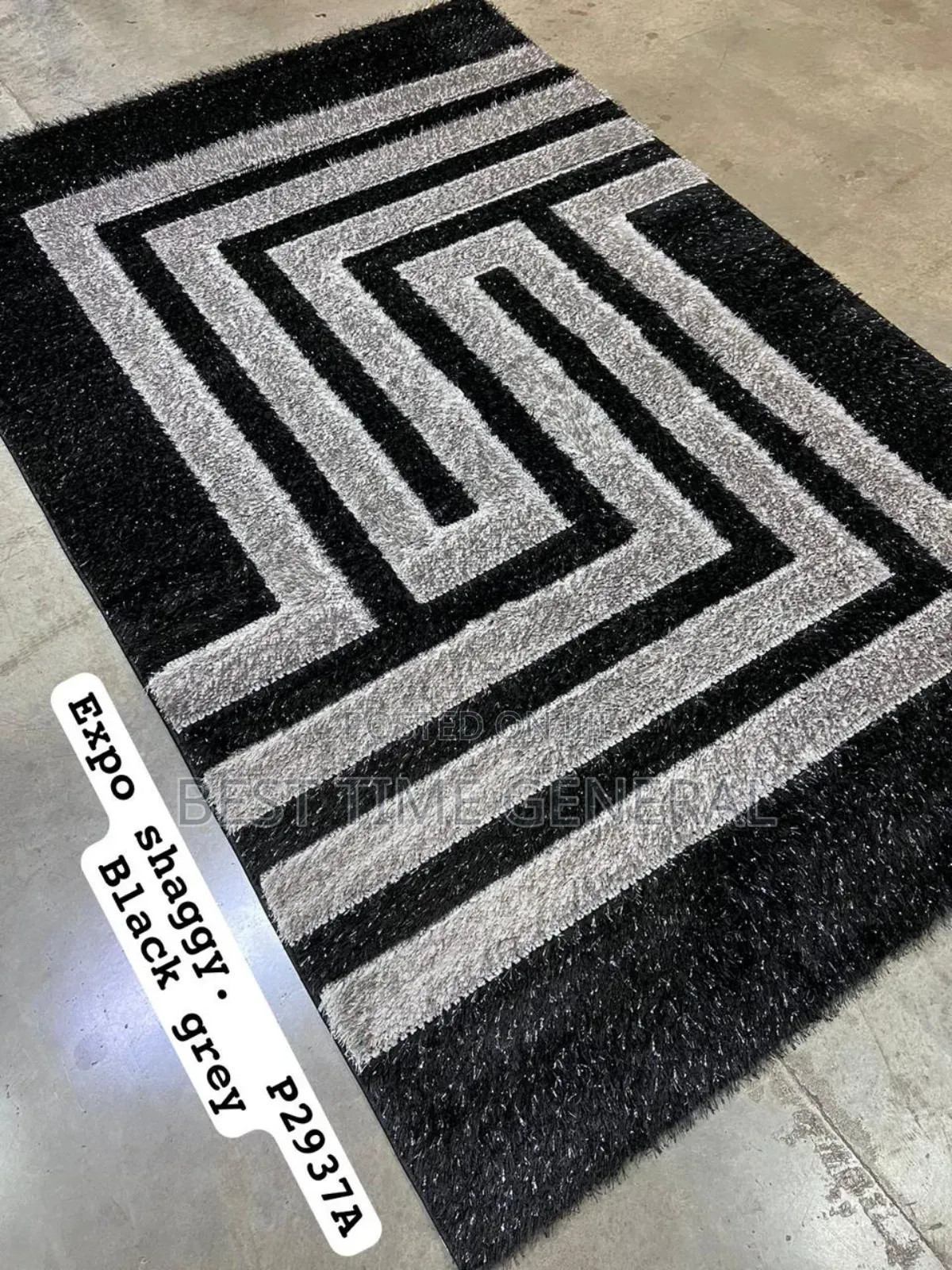 Luxury Turkey Center Rug