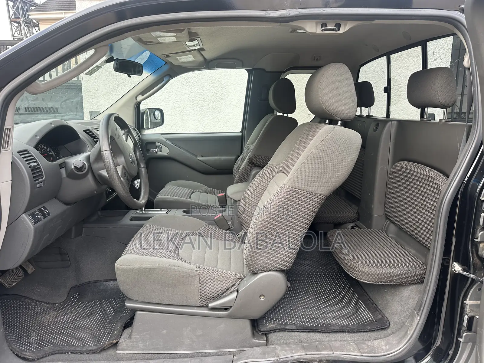Nissan Frontier Crew Cab LE 4x4 2007 Black