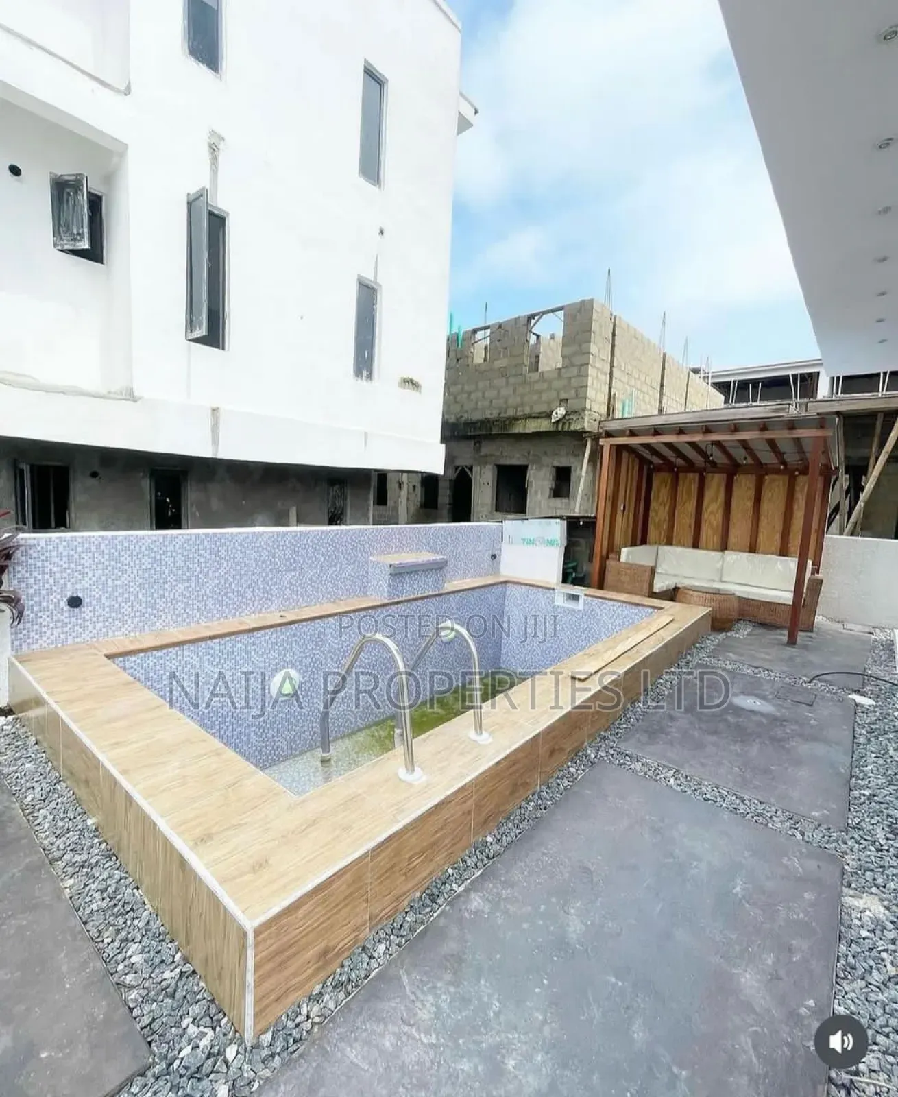 5bdrm Duplex in Orchid, Lekki for sale