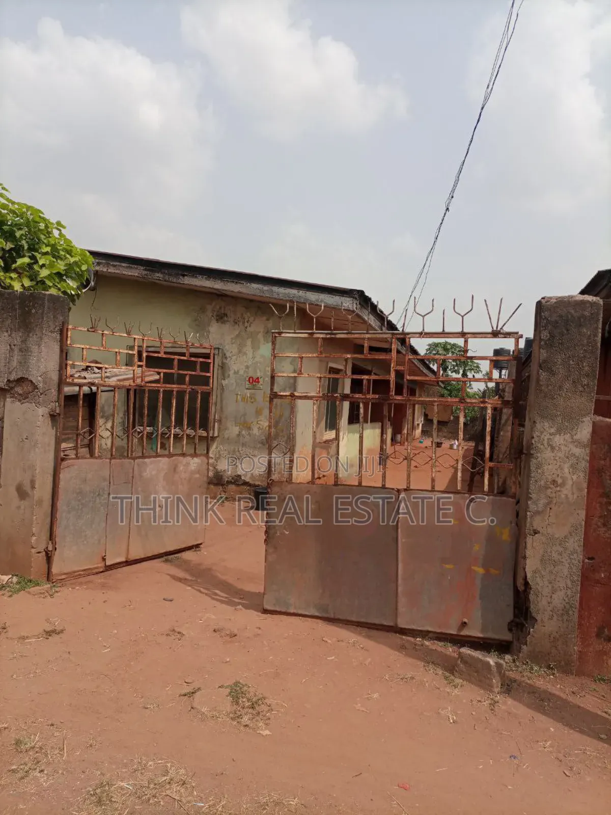 2flat at Technical,Ugbowor Has C of O,Along a Tarred Road for Sale
