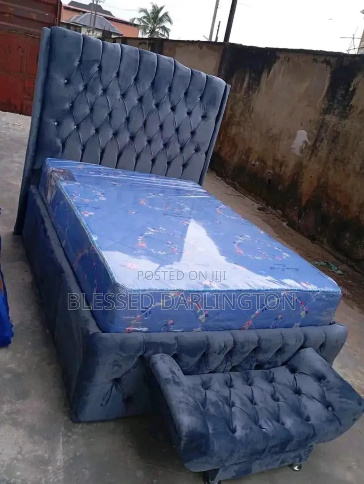 Adorable 4/6 Quality Bed Frame