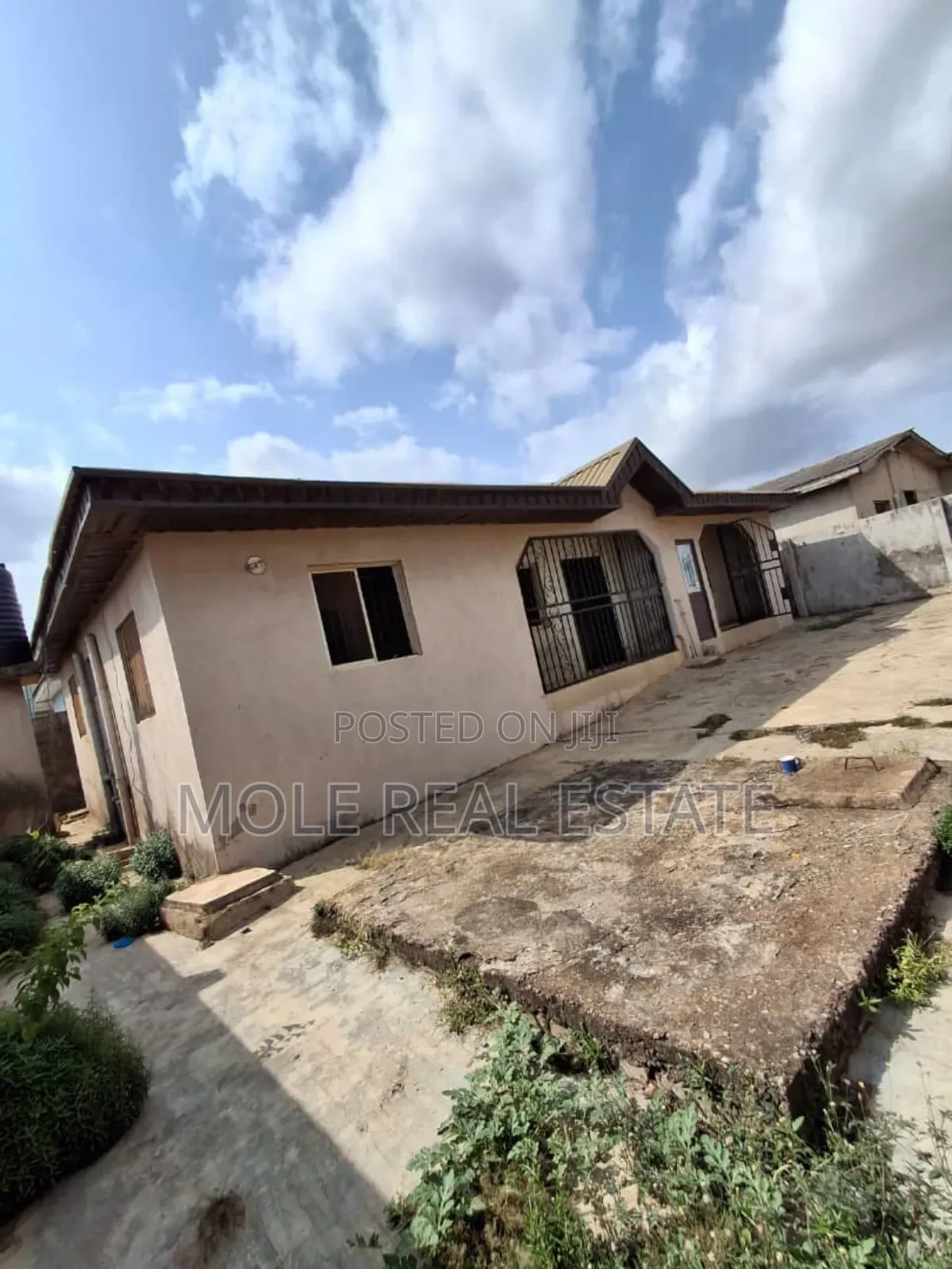 2bdrm Bungalow in Ayobo for sale