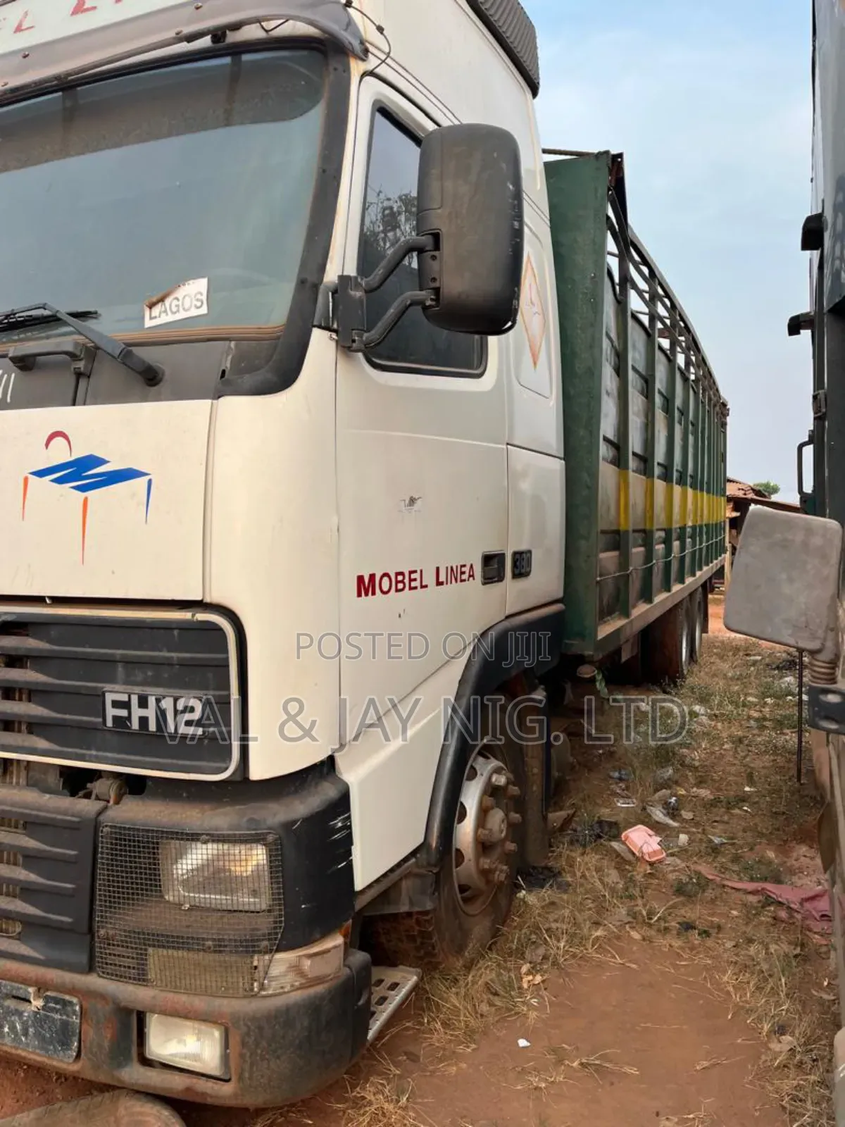 Volvo Fh12 Container Body Rigid Truck - Foreign Use