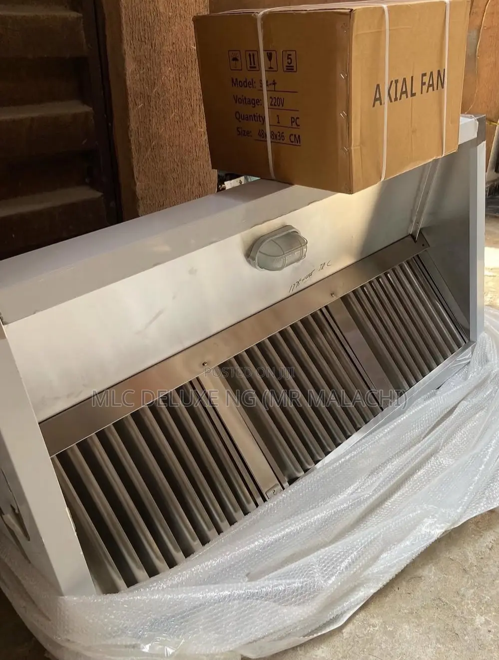 6 Feet (1.8m) Industrial Heat Extractor W_fan / Kitchen Hood