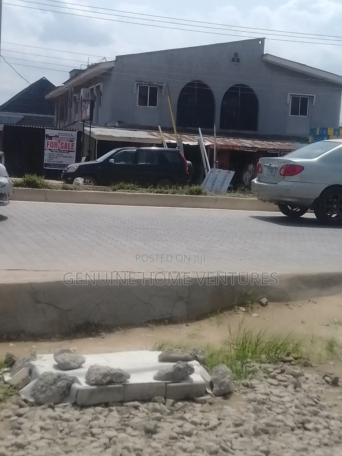 5bdrm Block of Flats in Agric for sale
