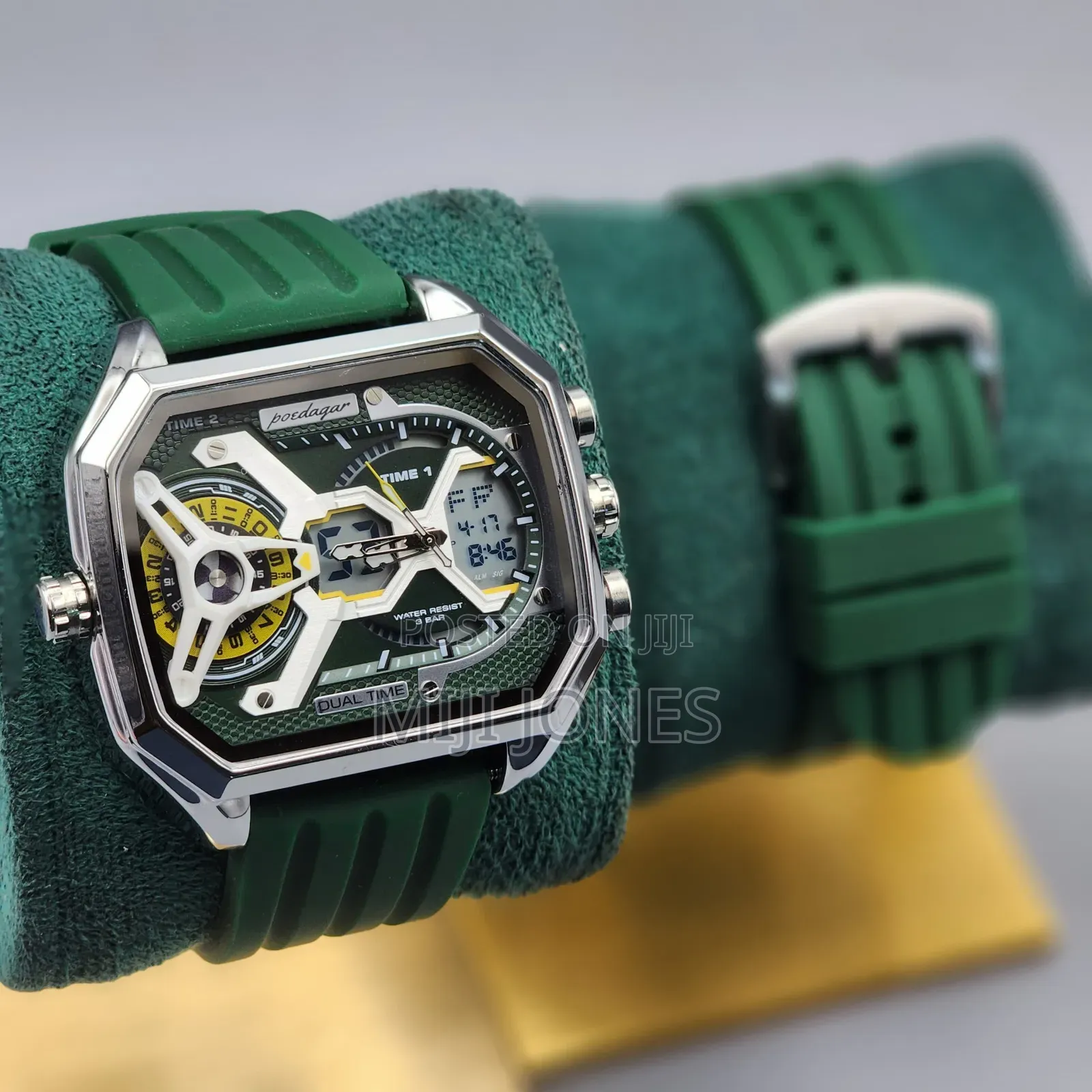 Poedagar Rubber Dual Time Sports Watch