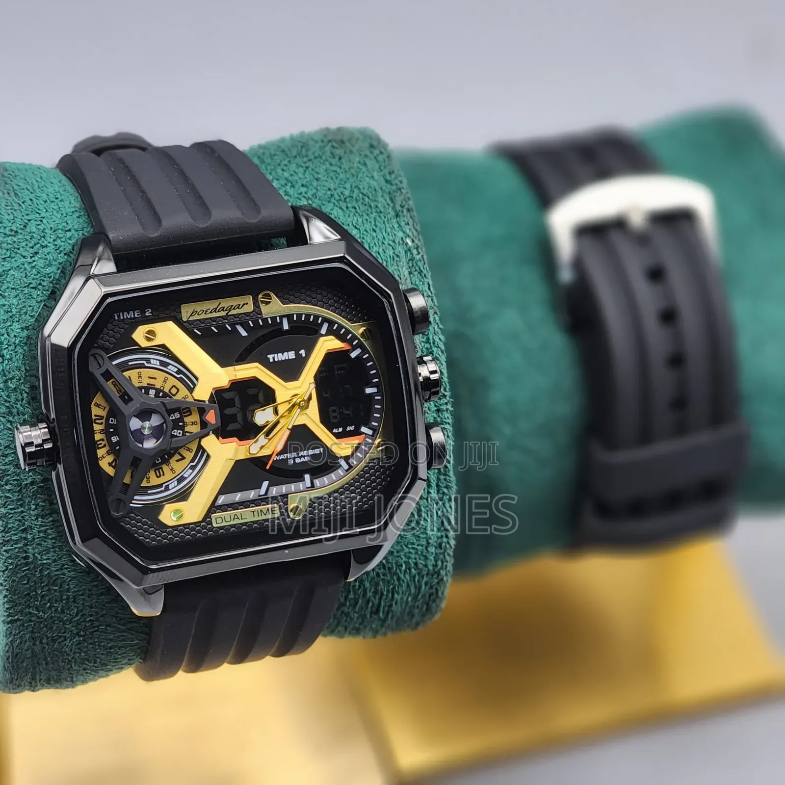Poedagar Rubber Dual Time Sports Watch