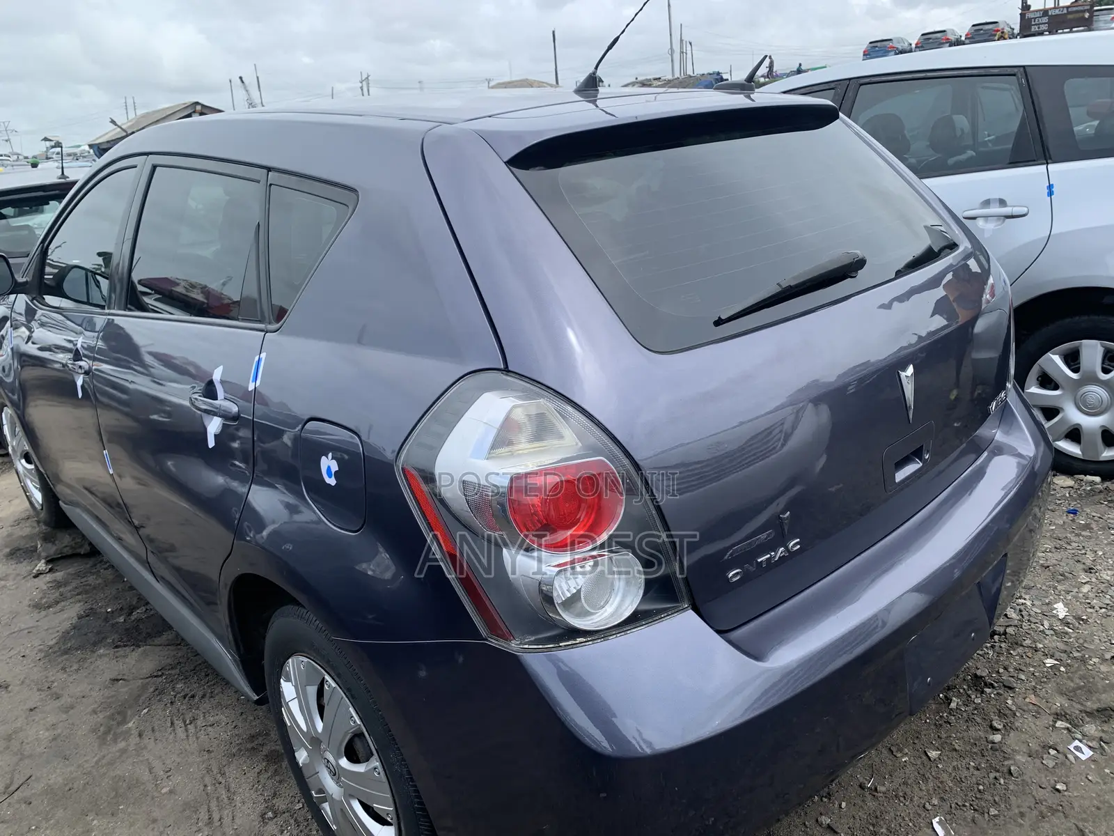 Pontiac Vibe 2010 Blue