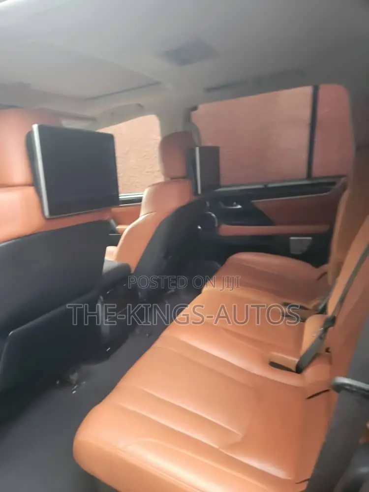 Lexus LX 570 AWD 2017 Black