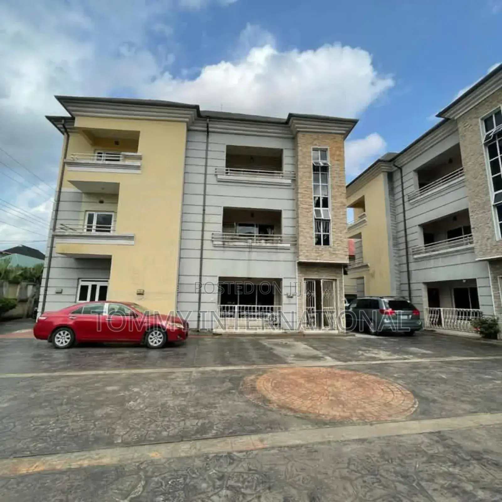 2bdrm Block of Flats in Port-Harcourt for sale