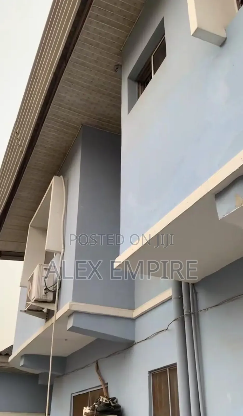 3bdrm Block of Flats in Ago Palace for sale