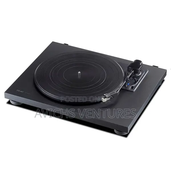 Teac 3-Speed Analog Turntable With Phono Eq and Bluetooth