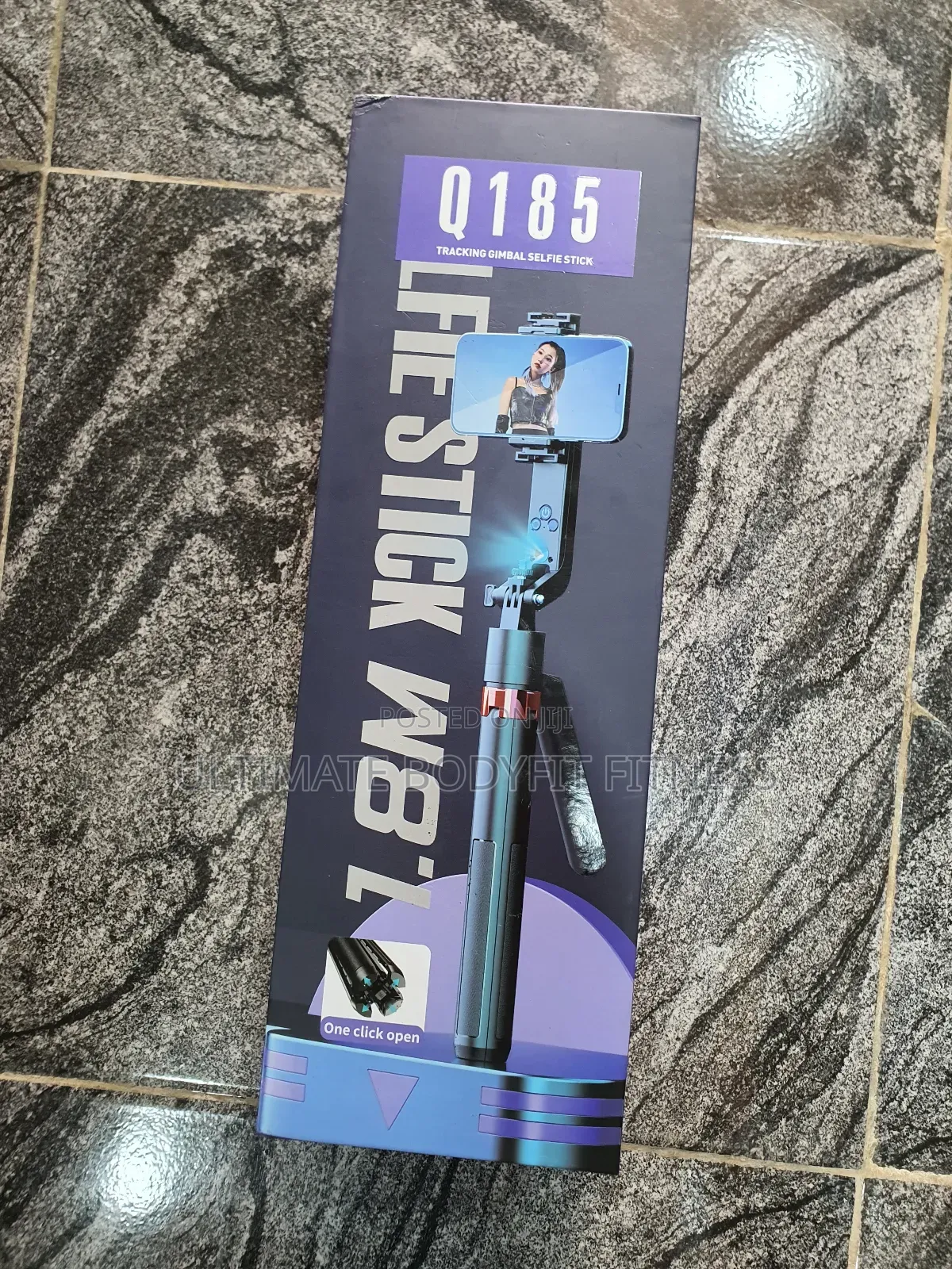 Brand New Q185 Tracking Ai Selfie Stick