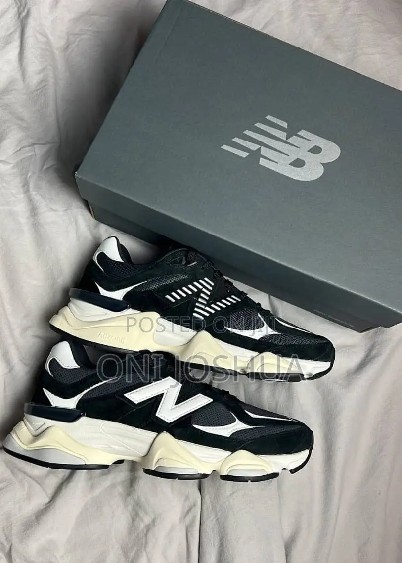 New Balance Big Boys and Girl Sneakers