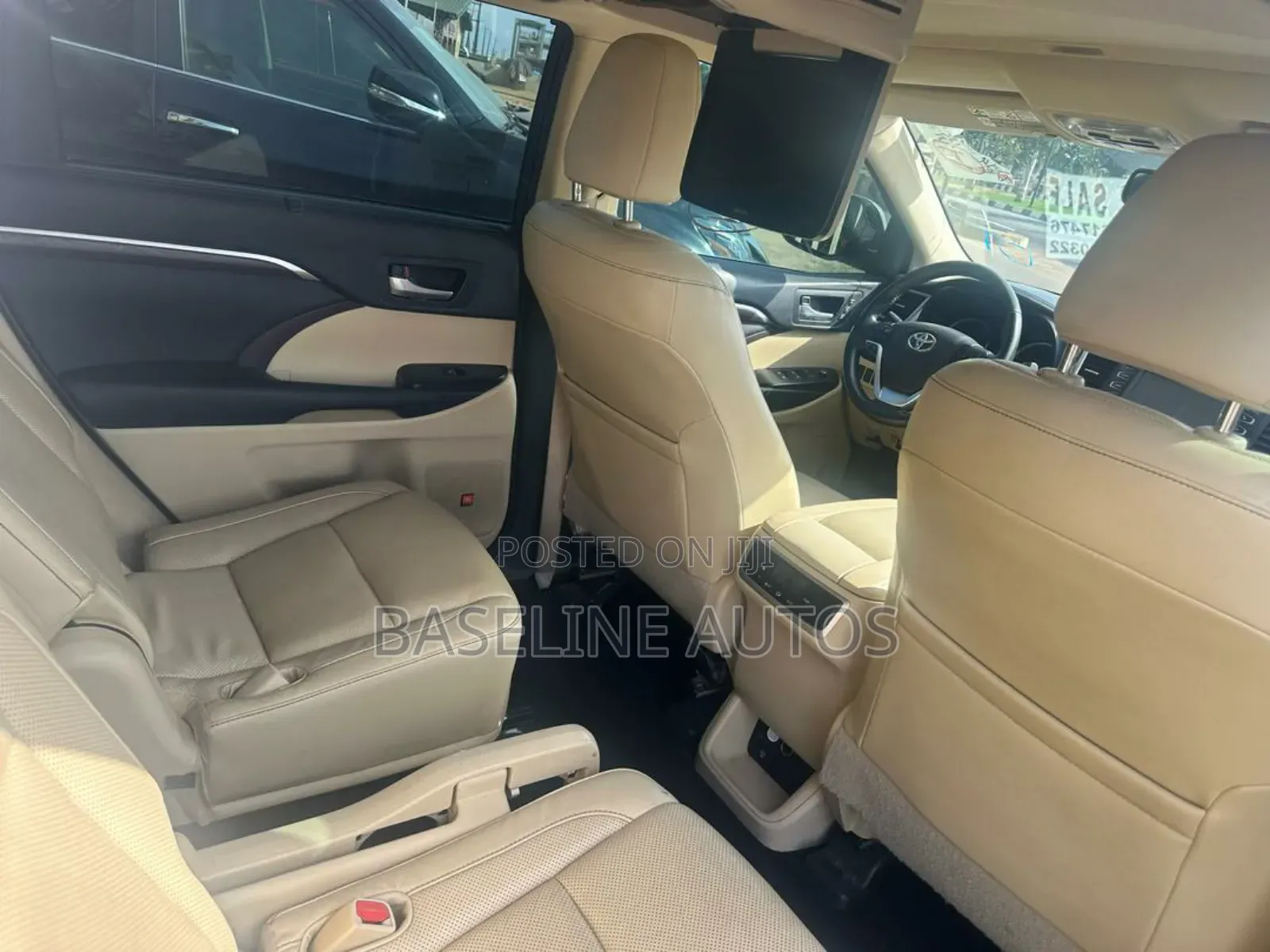 Toyota Highlander 2015 Gold