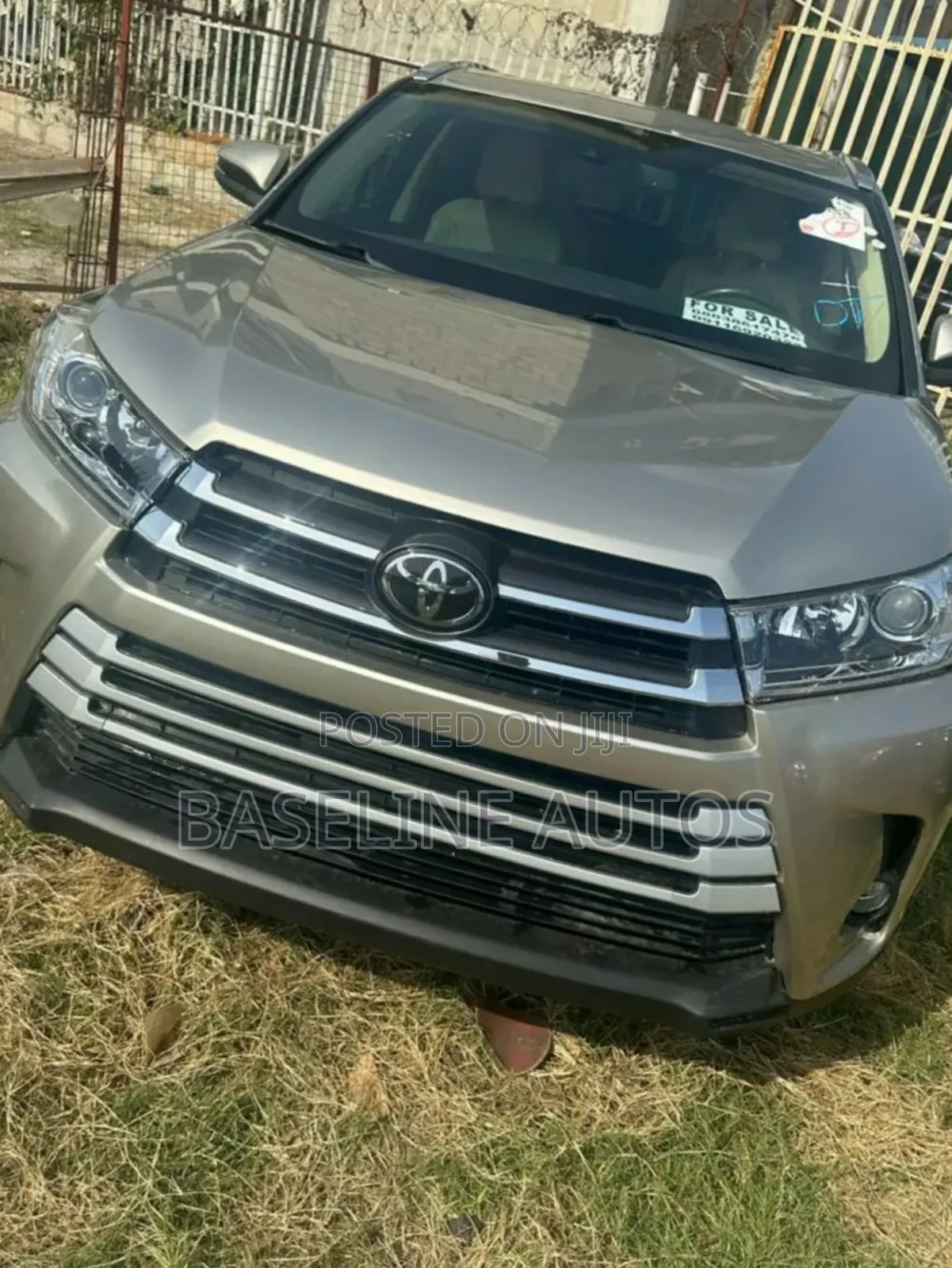 Toyota Highlander 2015 Gold
